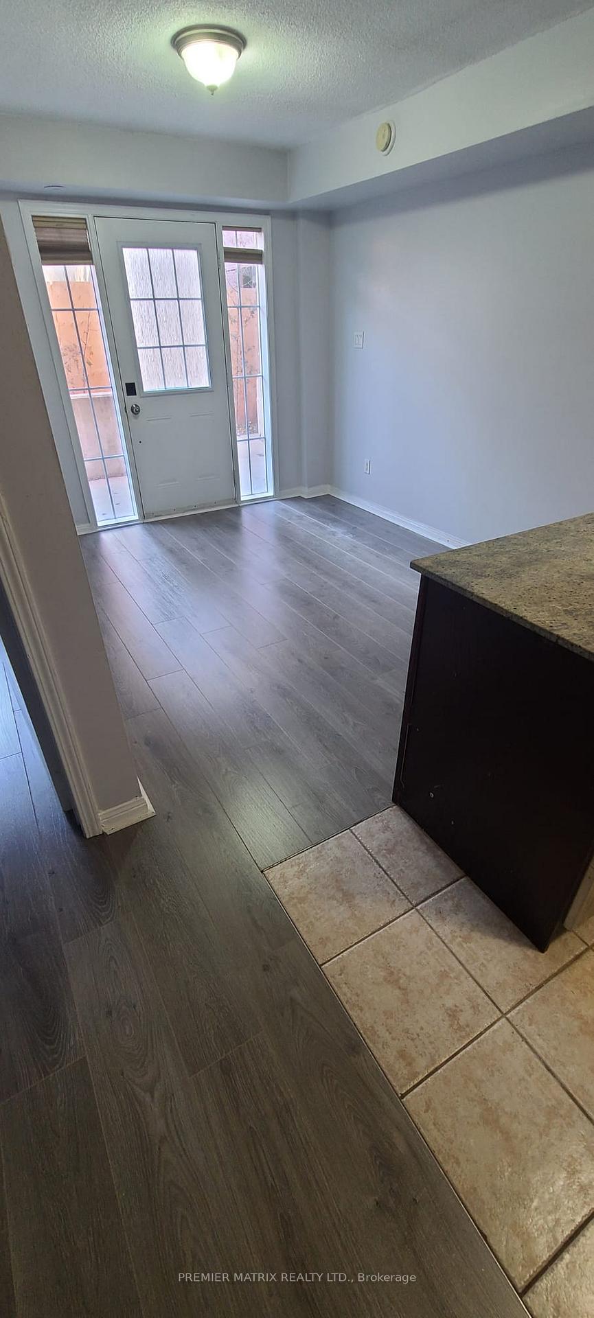 Photo 4 of Unit 708, 10 Laidlaw Street, Toronto, South Parkdale — HOMEH