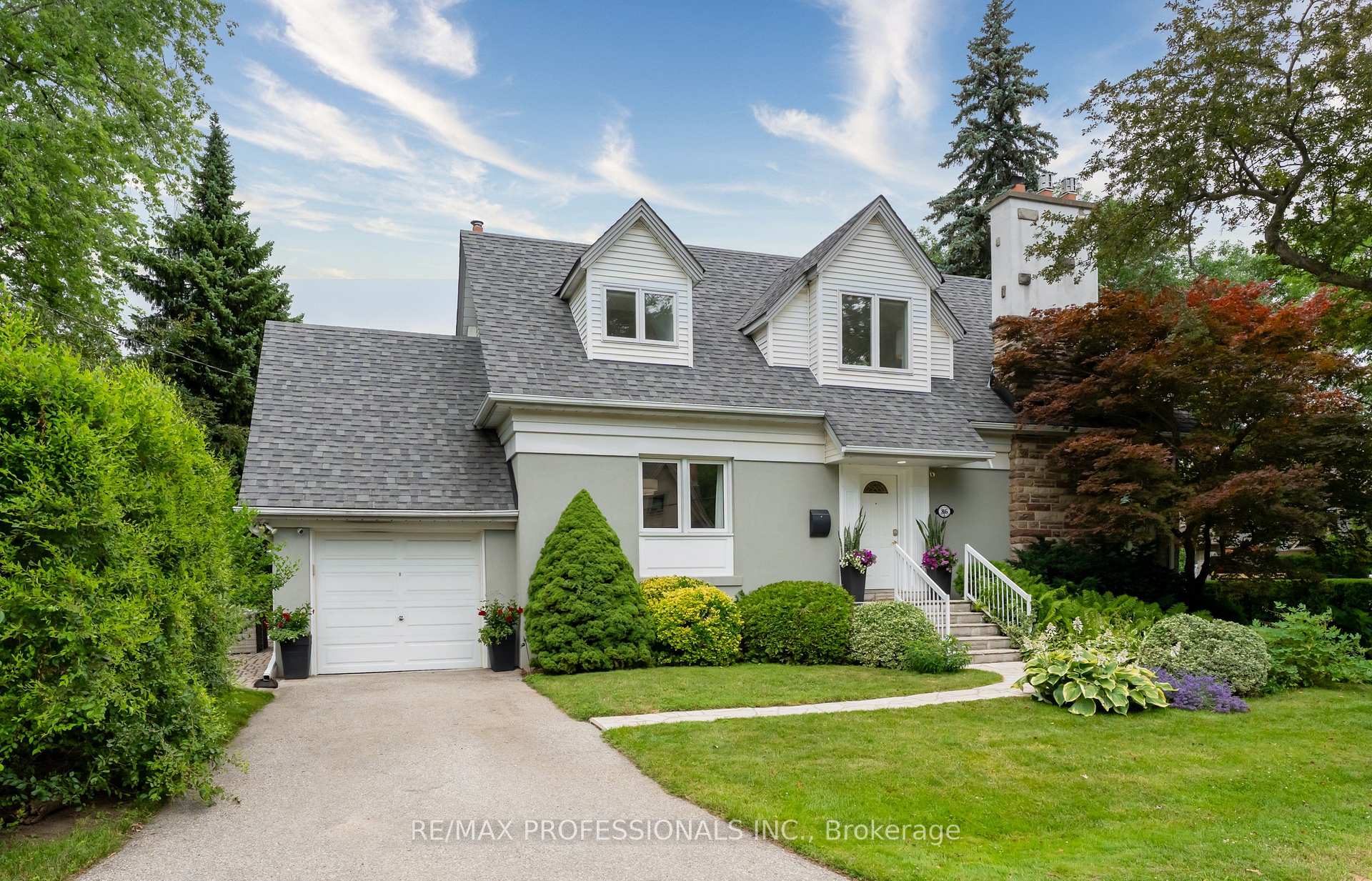 Photo 1 of 86 Van Dusen Boulevard, Etobicoke, Stonegate-Queensway — HOMEH