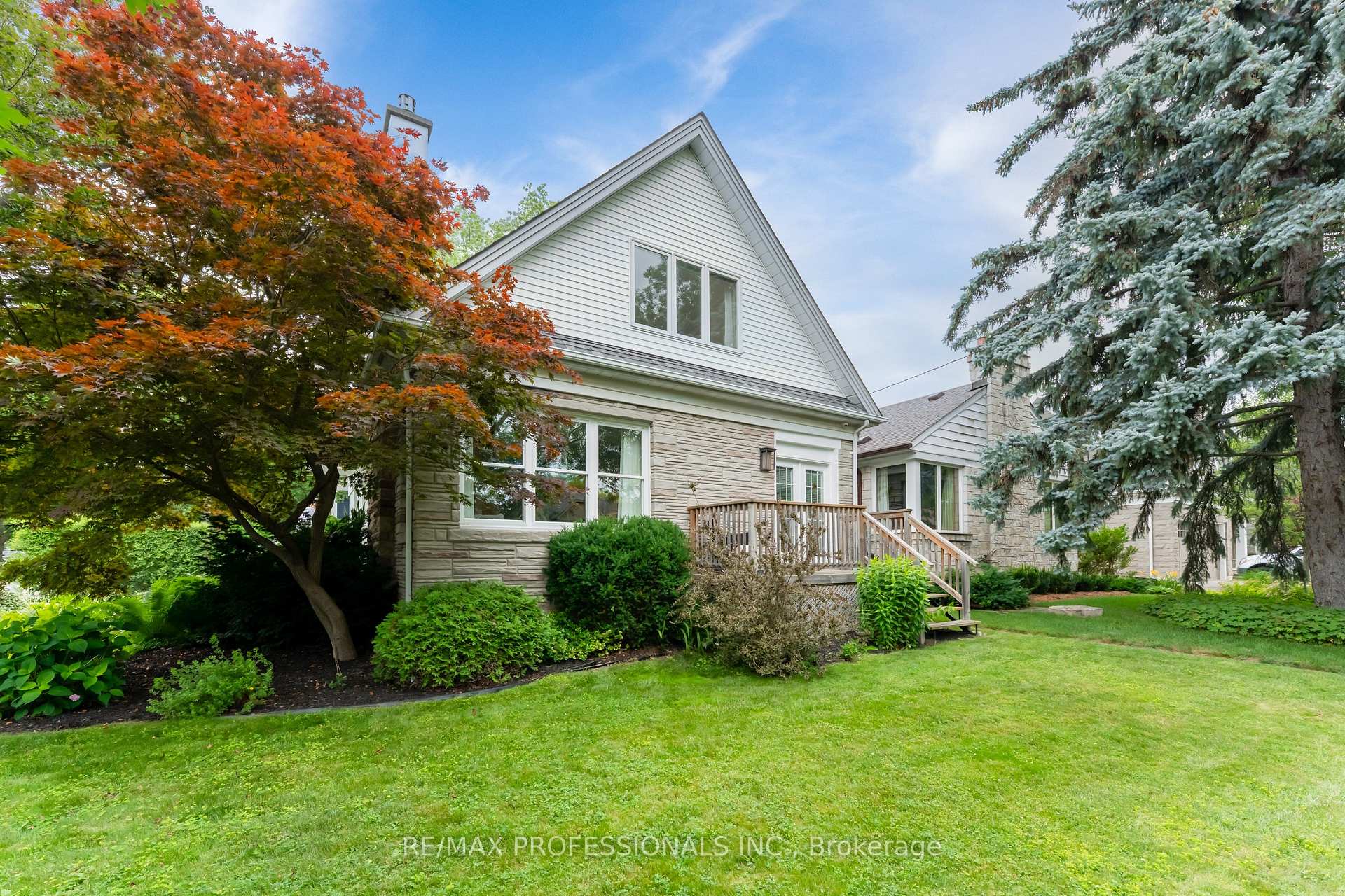 Photo 27 of 86 Van Dusen Boulevard, Etobicoke, Stonegate-Queensway — HOMEH