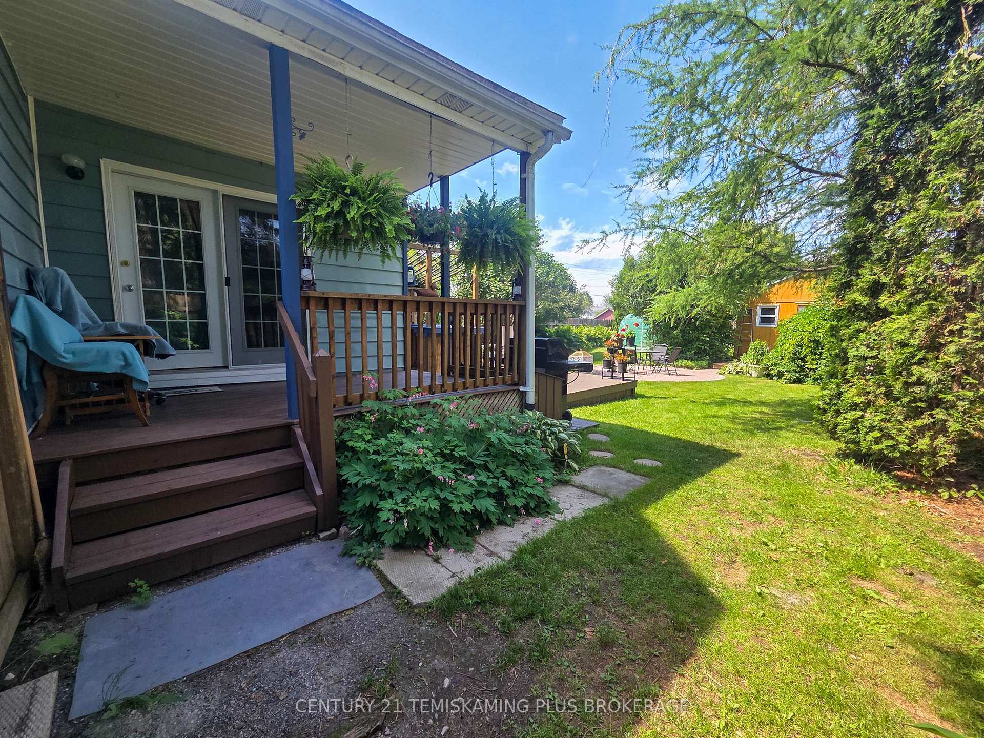 Photo 30 of 75 Fifth Avenue, Englehart — HOMEH
