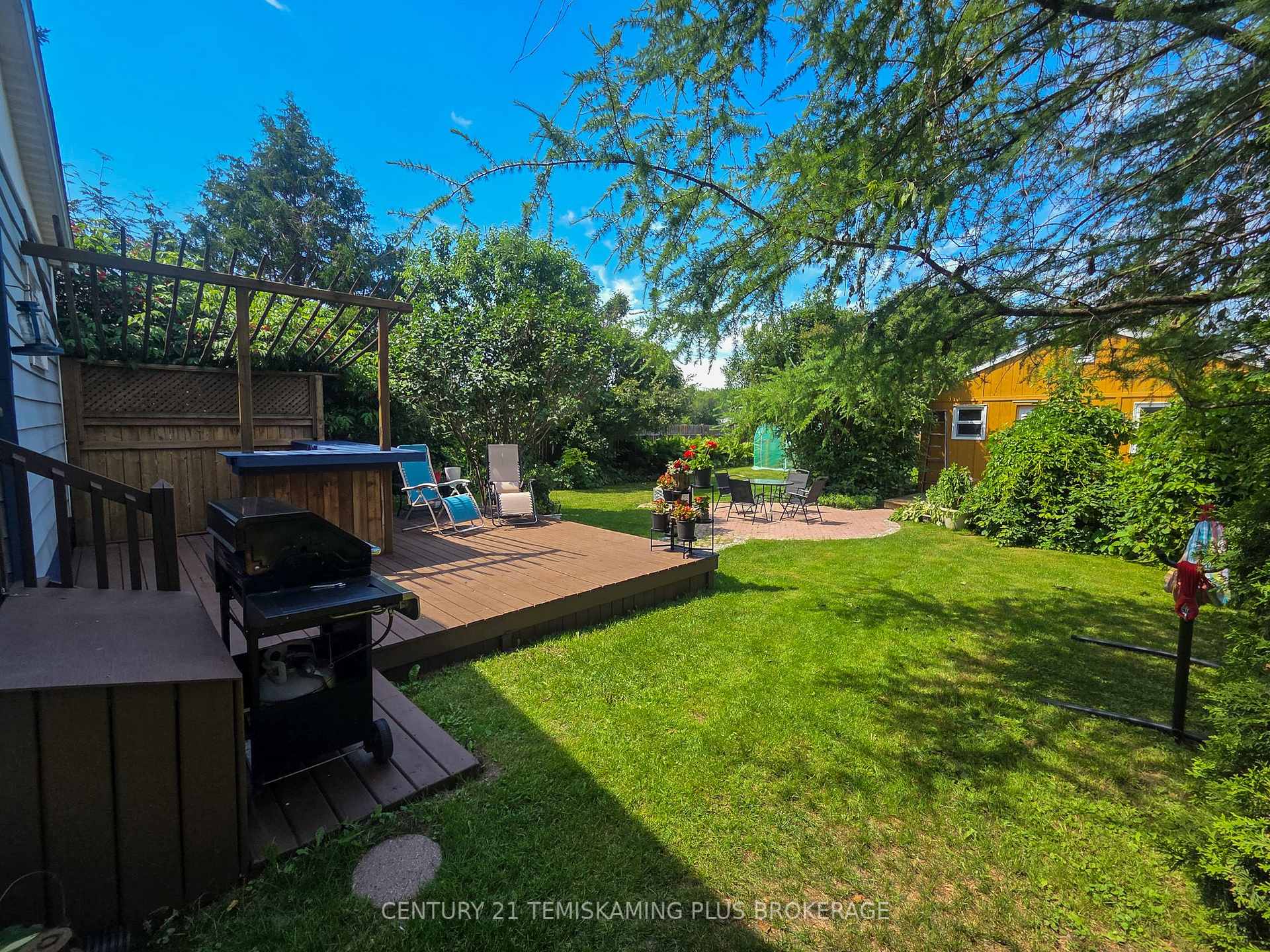 Photo 32 of 75 Fifth Avenue, Englehart — HOMEH
