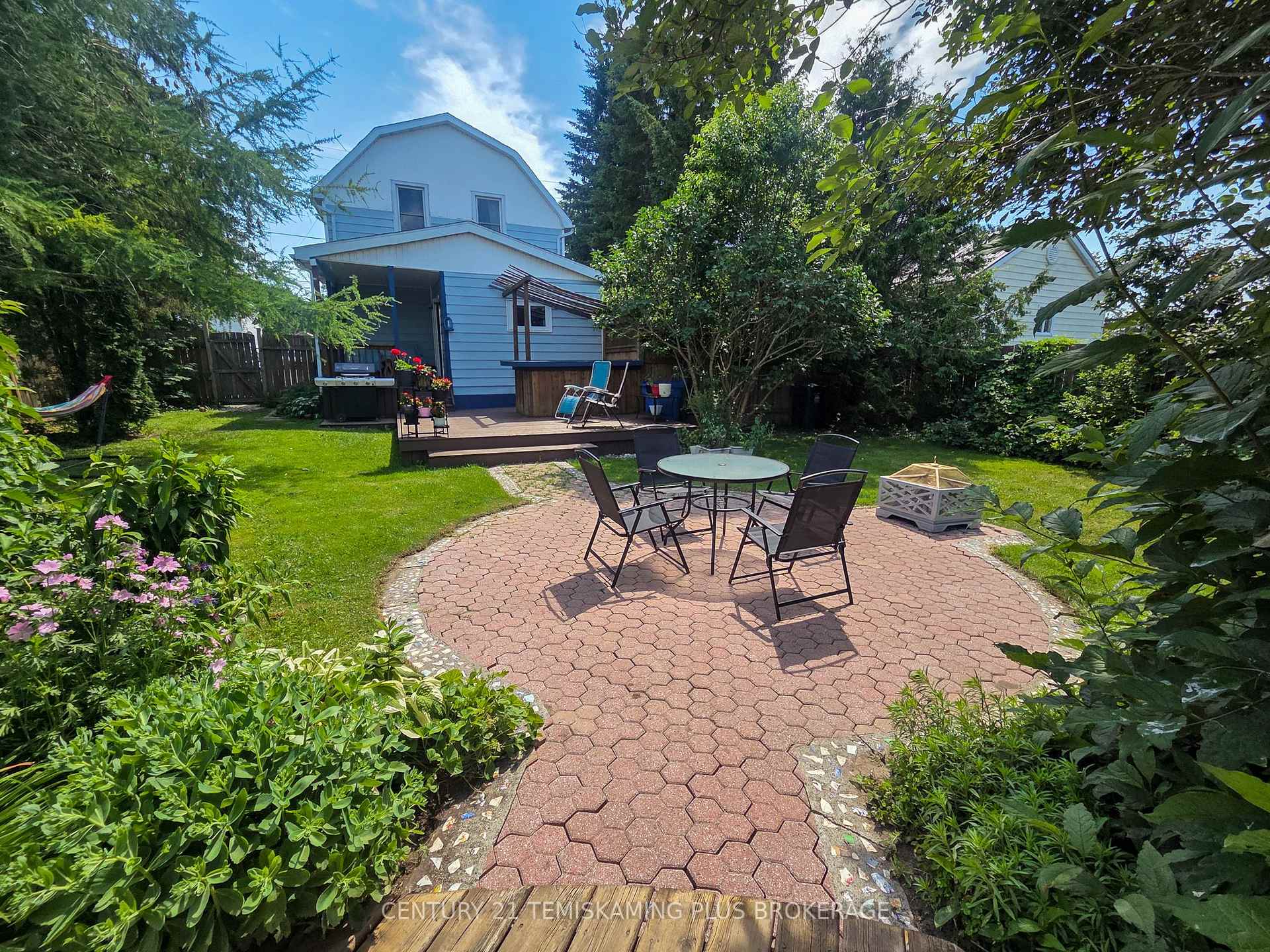 Photo 35 of 75 Fifth Avenue, Englehart — HOMEH