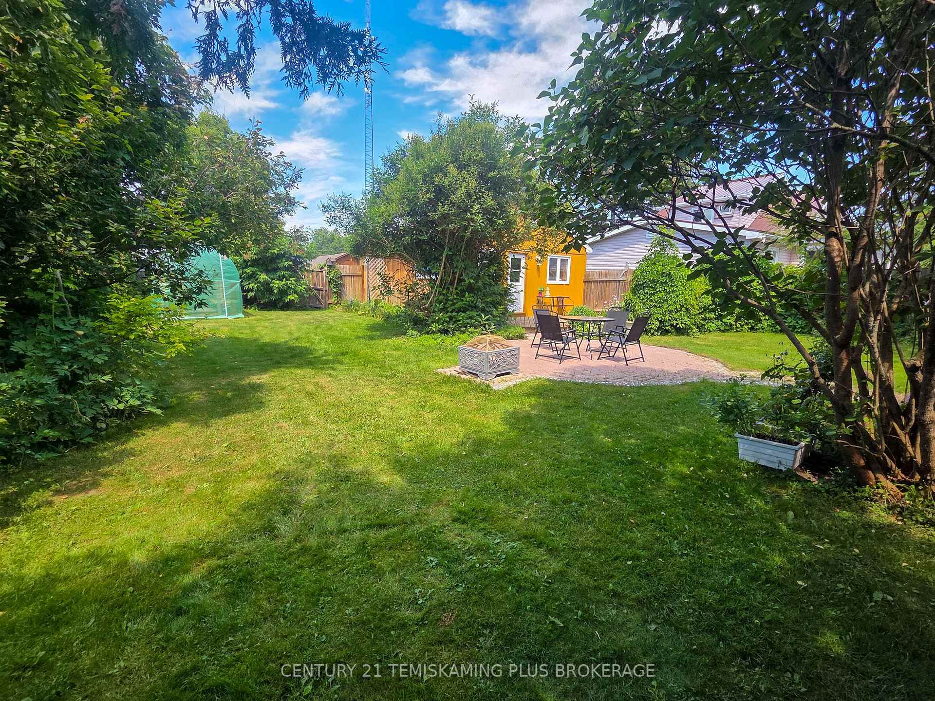 Photo 36 of 75 Fifth Avenue, Englehart — HOMEH