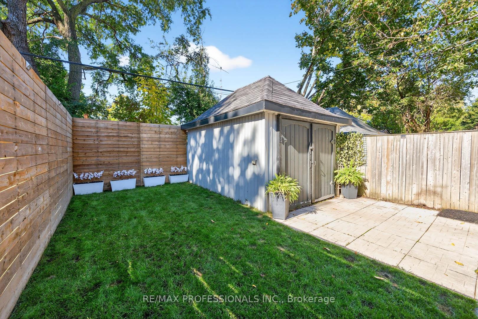 Photo 43 of 22 Ninth Street, Etobicoke, New Toronto — HOMEH