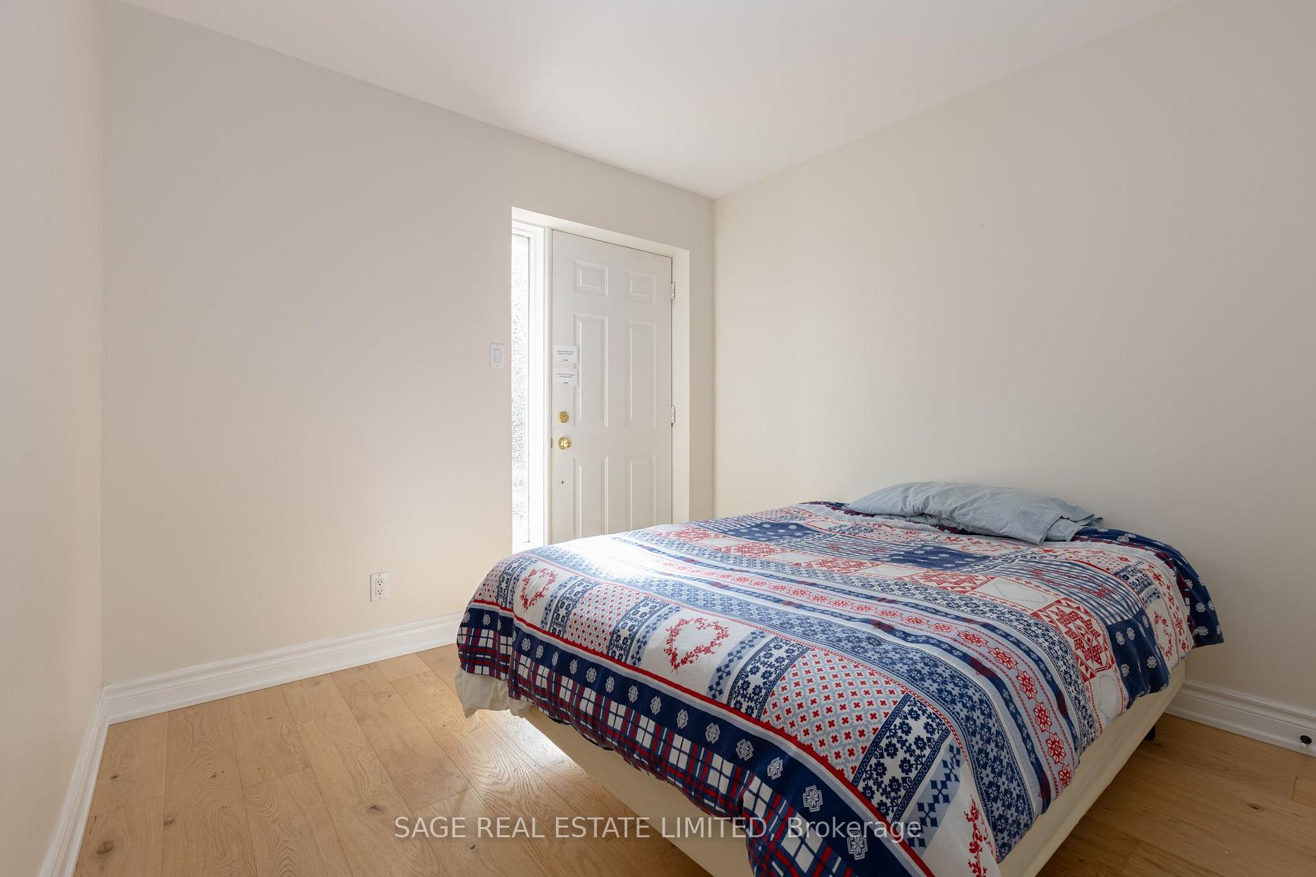 Photo 28 of 8 Lombardy Crescent, Scarborough, Kennedy Park — HOMEH
