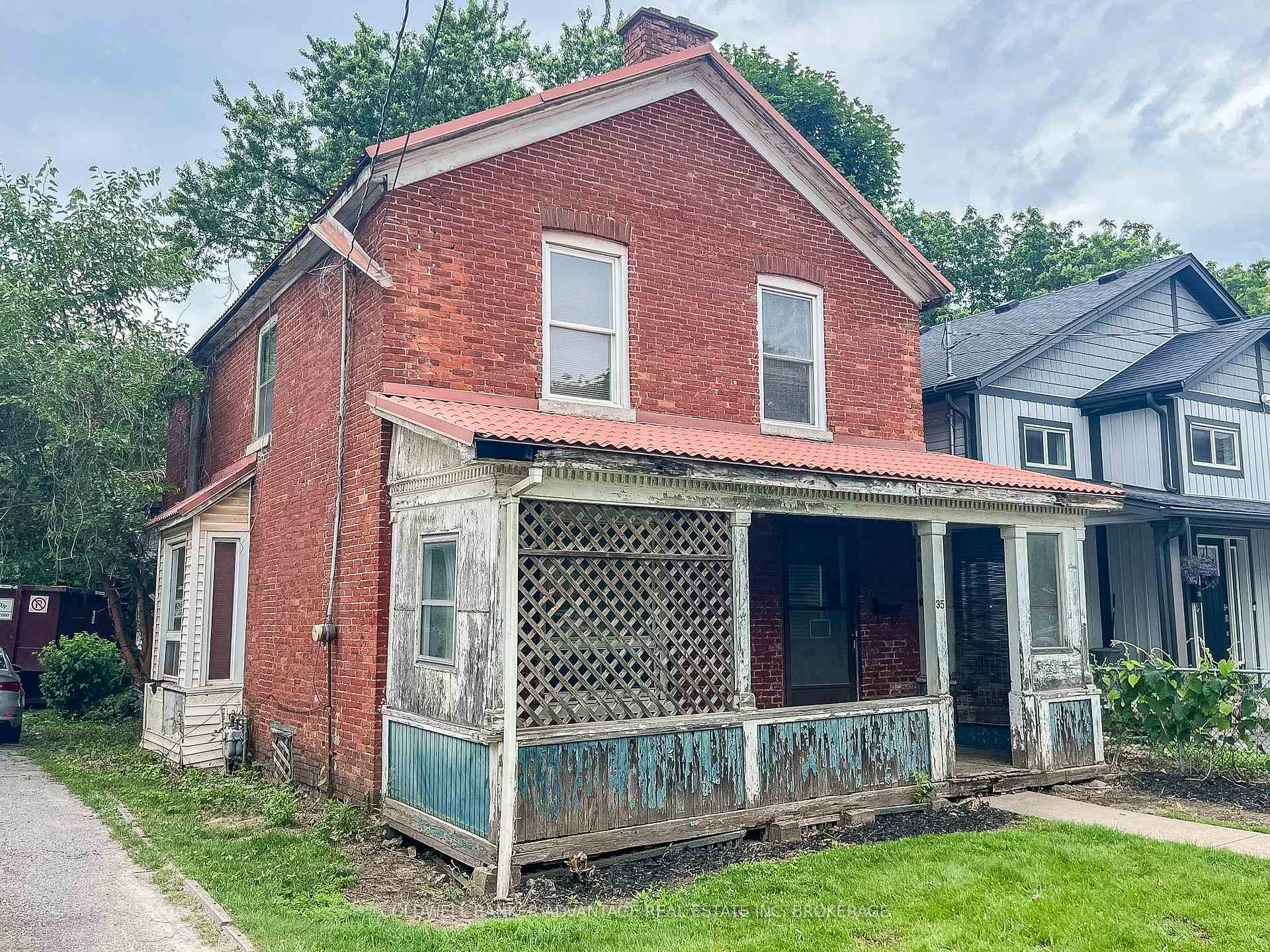 Photo 1 of 35 Lake Street, St. Catharines, Downtown — HOMEH