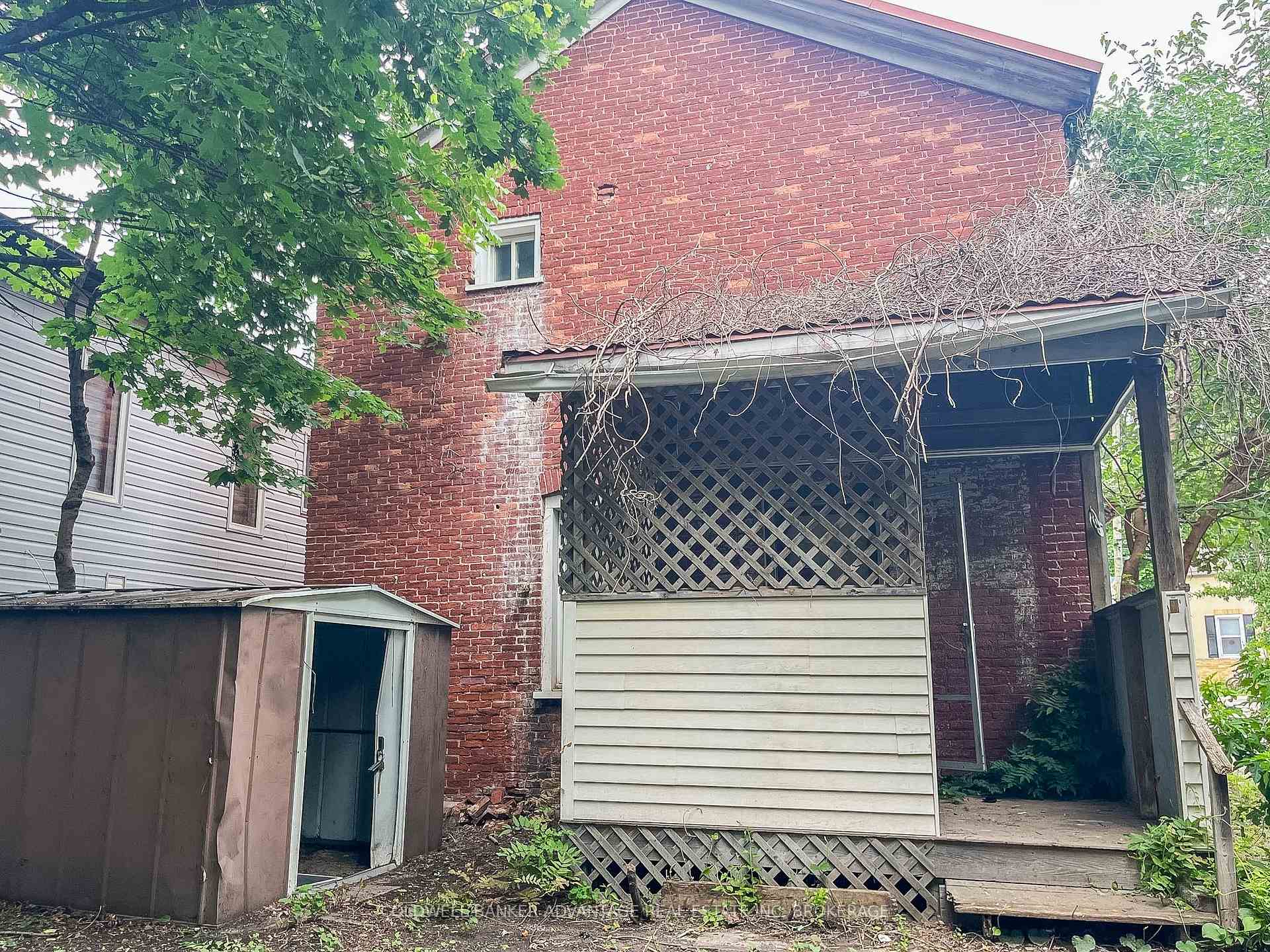 Photo 2 of 35 Lake Street, St. Catharines, Downtown — HOMEH