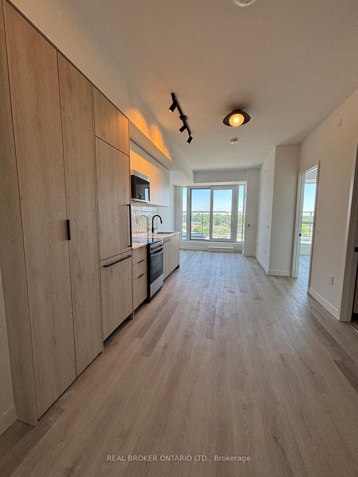 Front of Unit 712, 1635 Military Trail