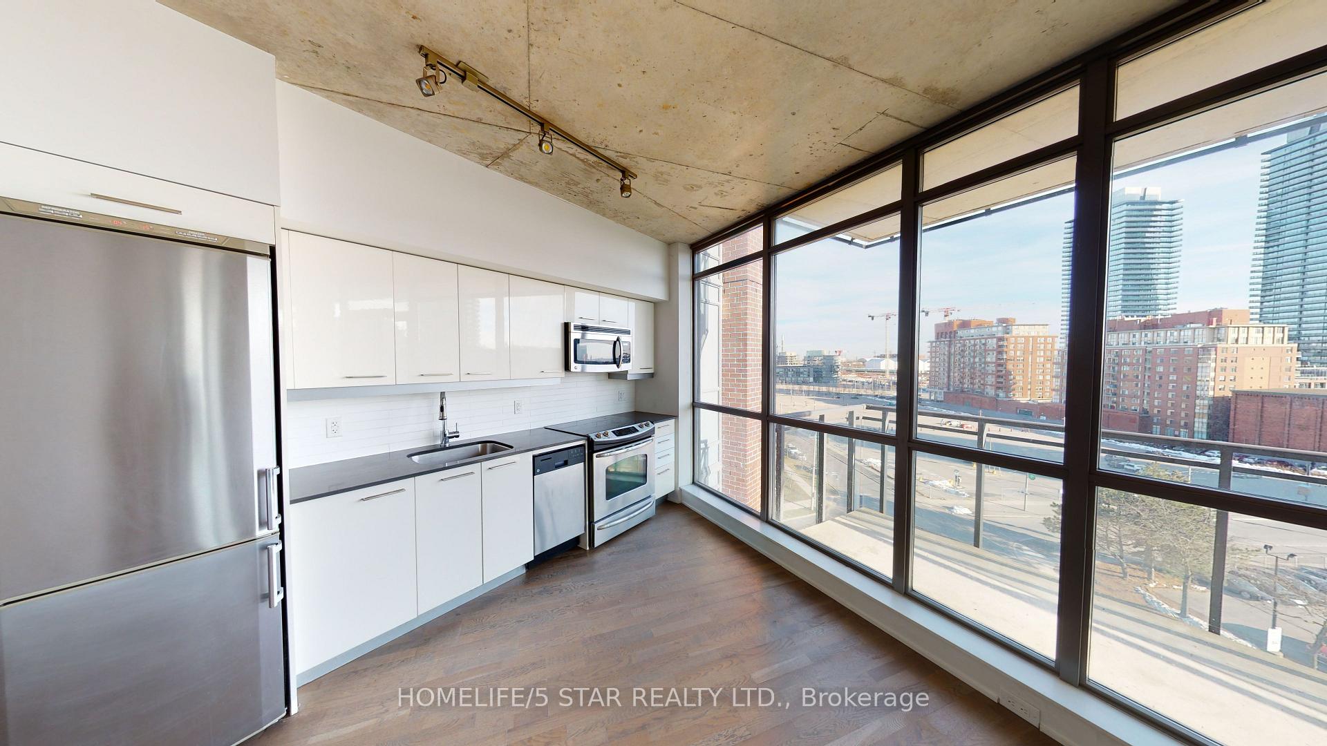 Photo 2 of Unit 707, 90 Trinity Street, Toronto, Moss Park — HOMEH