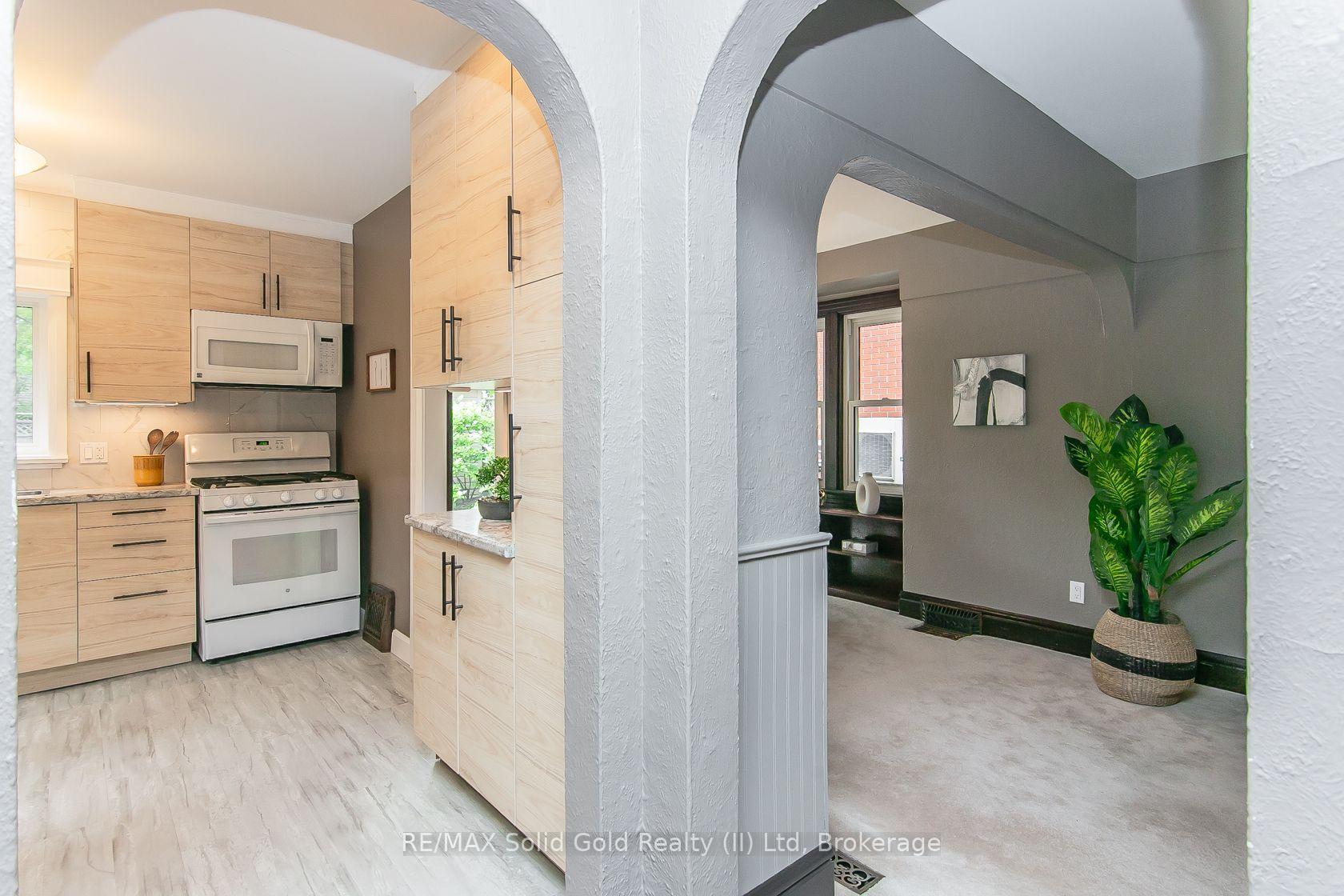 Photo 7 of 42 Guelph Street, Kitchener, Fairfield — HOMEH