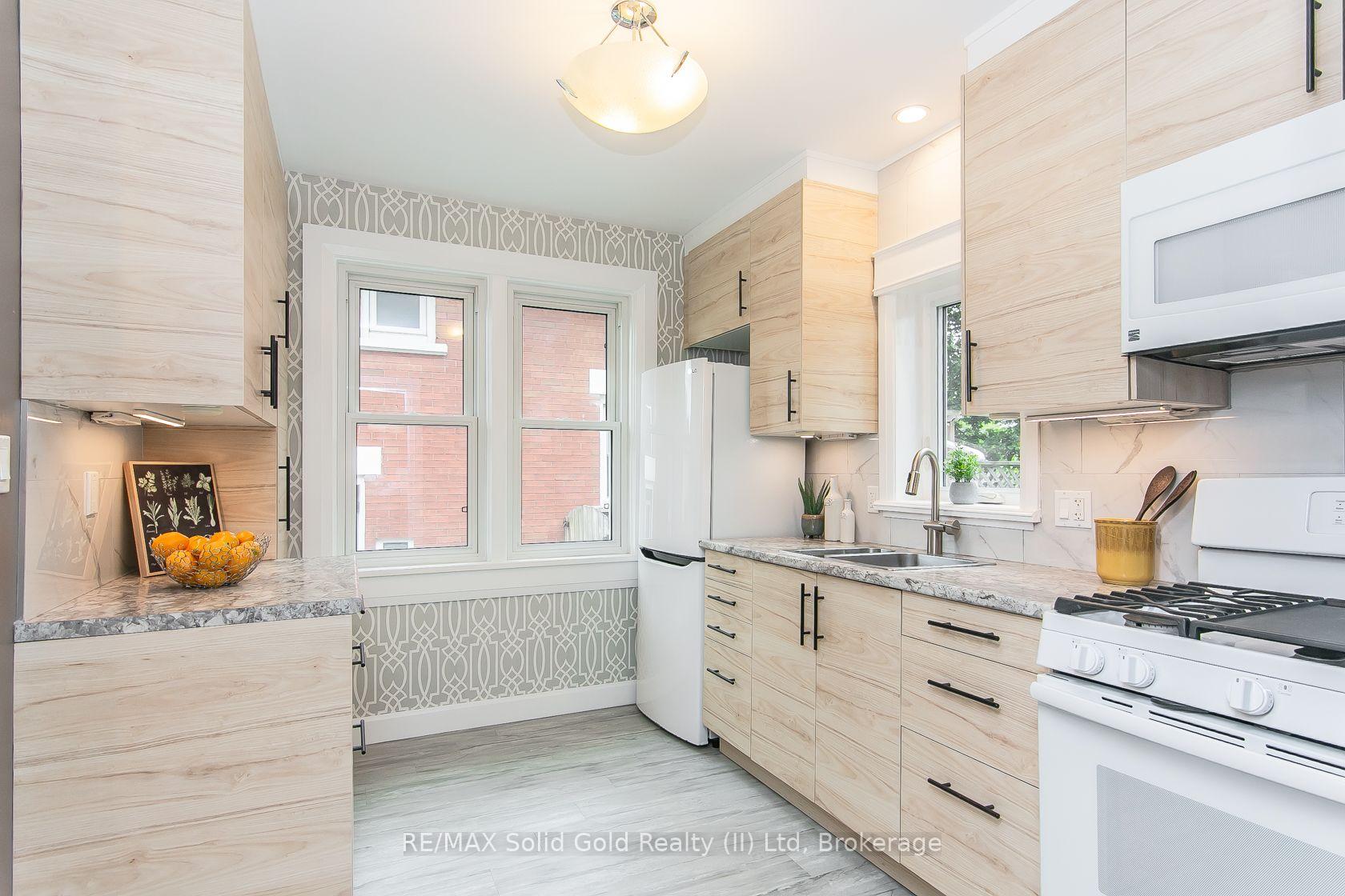 Photo 17 of 42 Guelph Street, Kitchener, Fairfield — HOMEH
