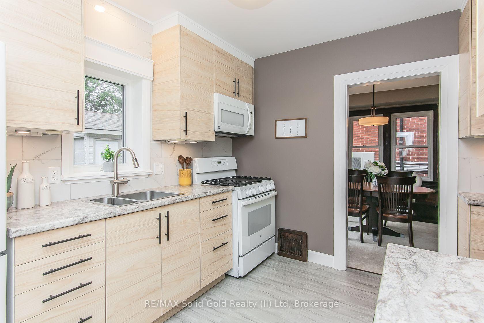 Photo 19 of 42 Guelph Street, Kitchener, Fairfield — HOMEH