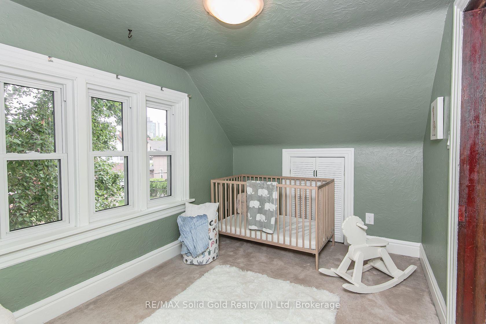 Photo 28 of 42 Guelph Street, Kitchener, Fairfield — HOMEH