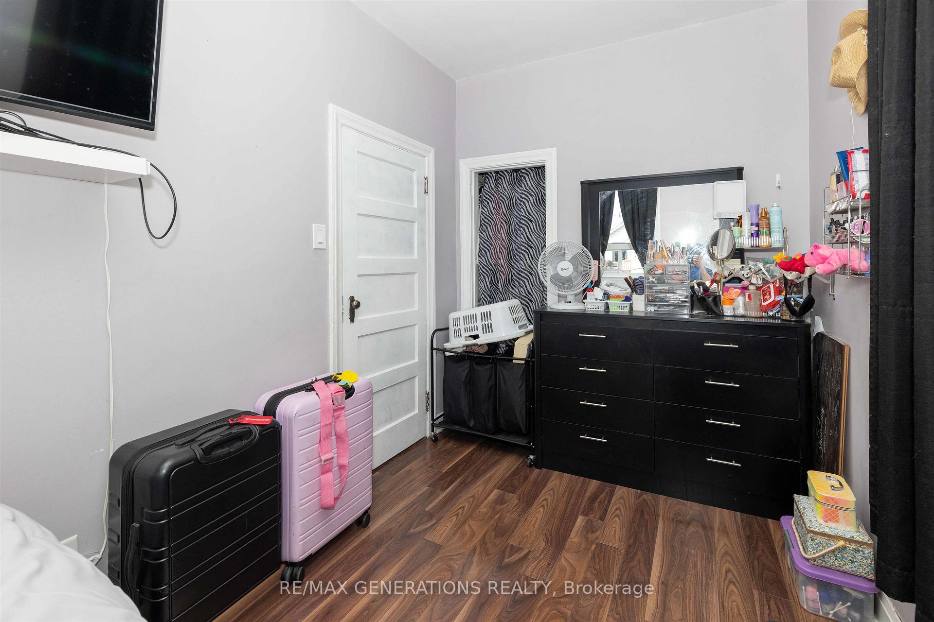 Photo 9 of 825 Alberta Street, Thunder Bay, East End — HOMEH