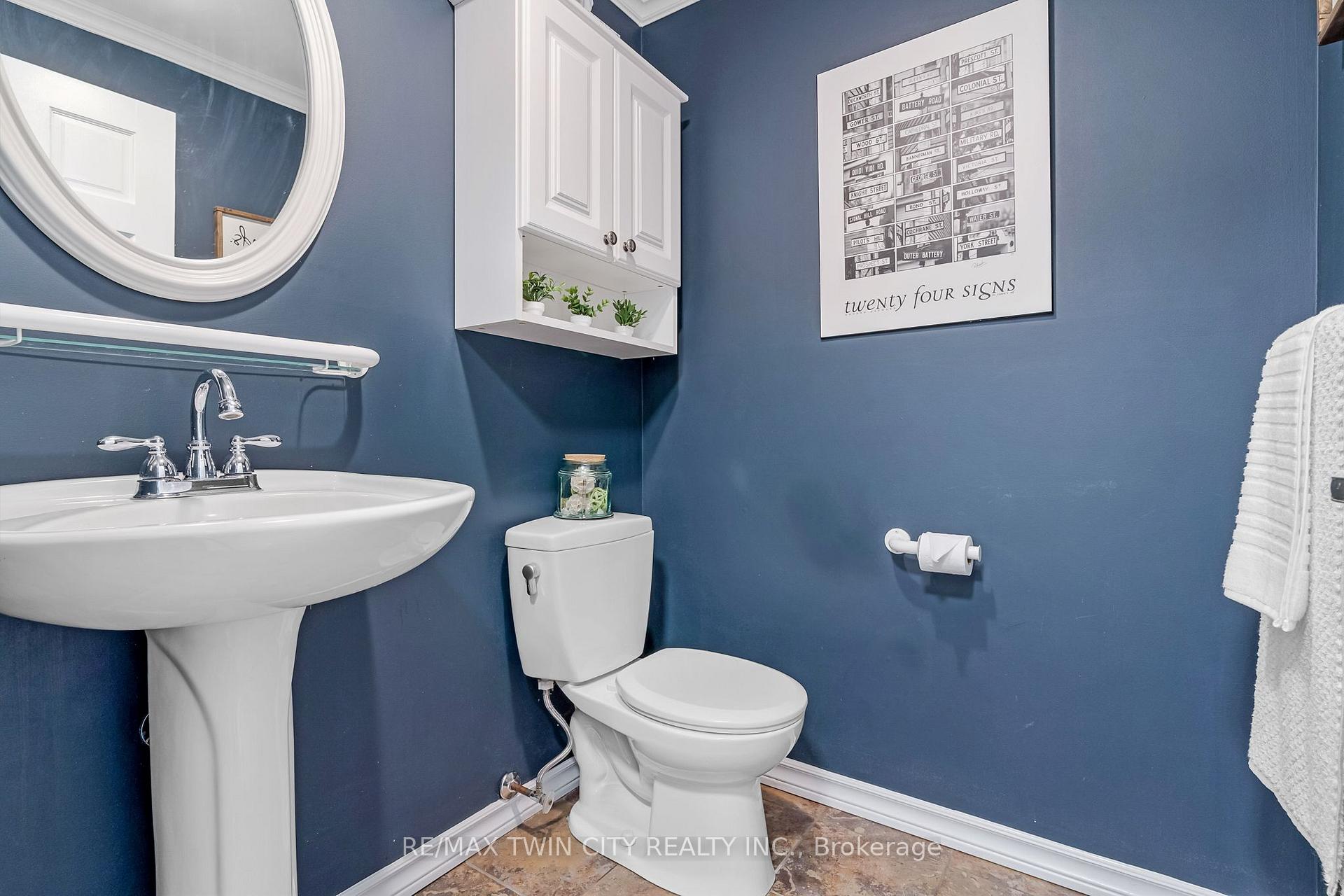 Photo 21 of 532 Red River Drive, Kitchener, Highland West — HOMEH