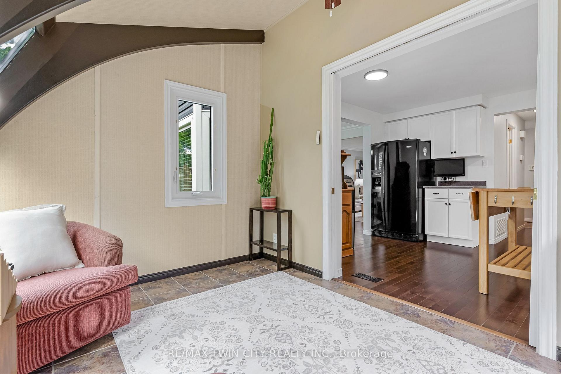 Photo 39 of 532 Red River Drive, Kitchener, Highland West — HOMEH
