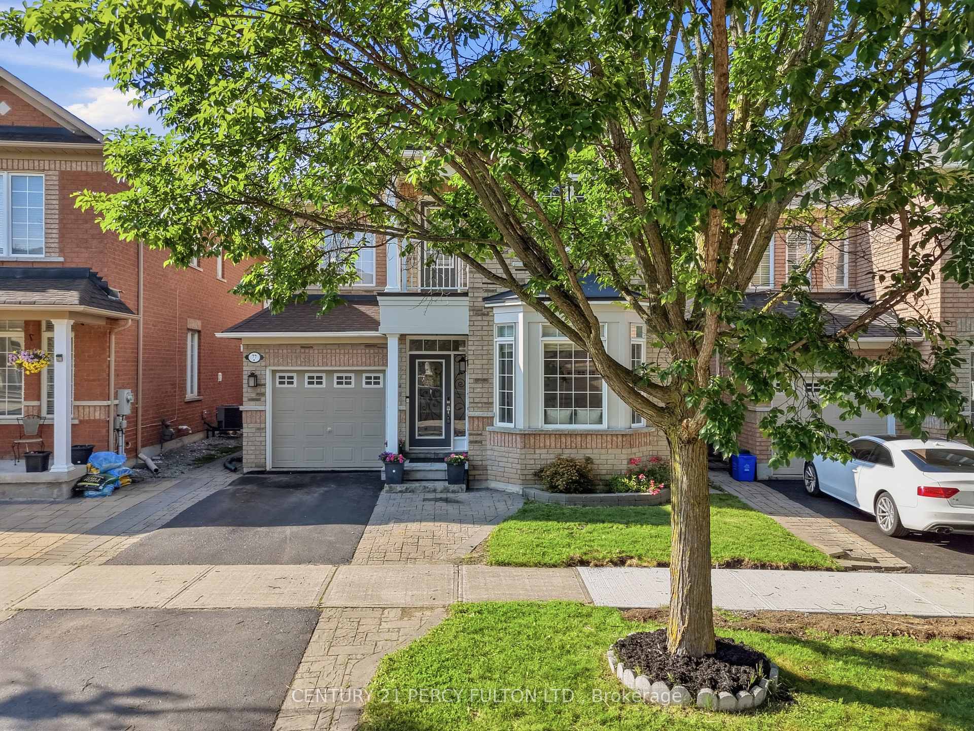 Photo 3 of 77 Appleview Road, Markham, Greensborough — HOMEH