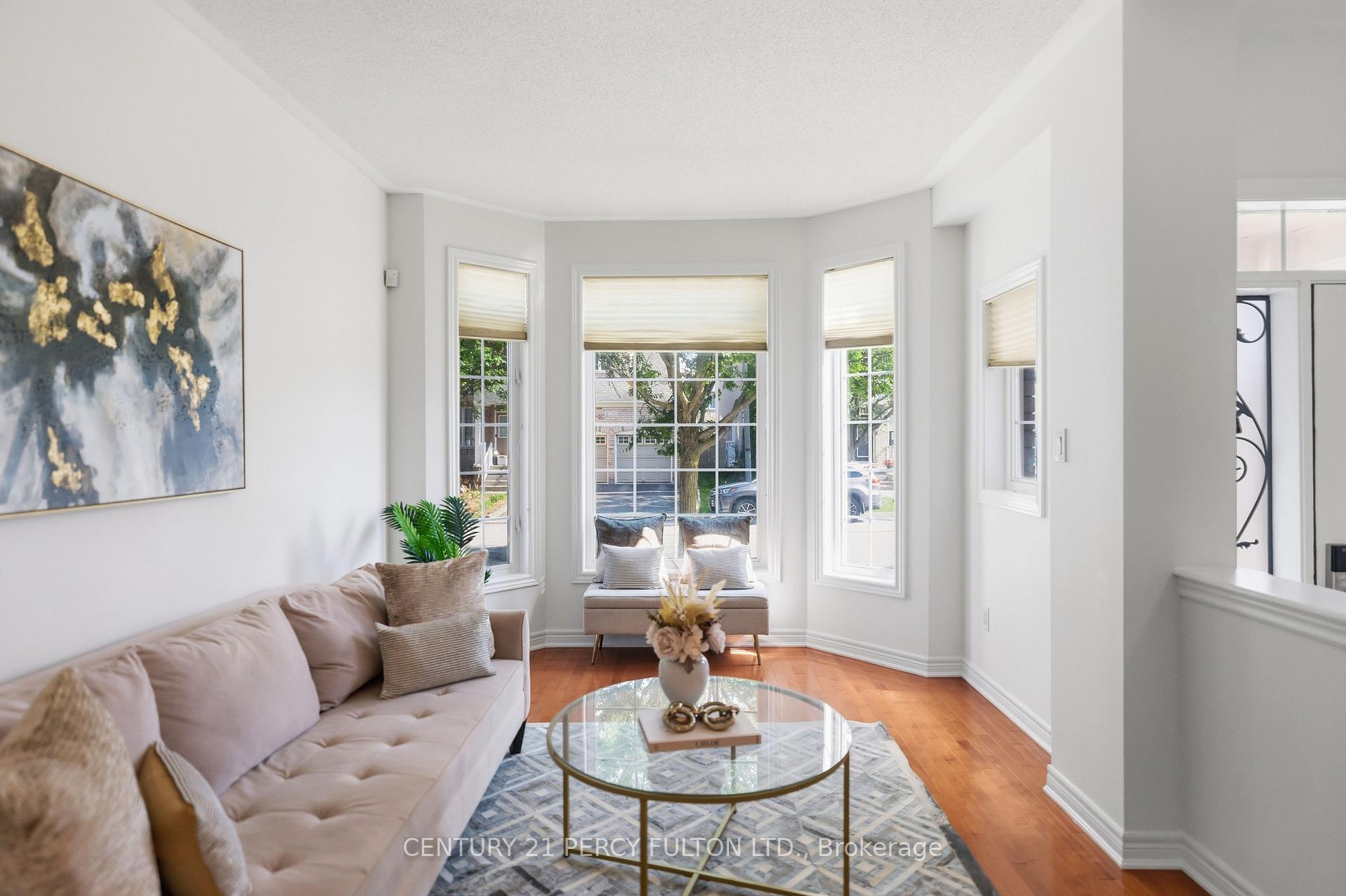 Photo 4 of 77 Appleview Road, Markham, Greensborough — HOMEH