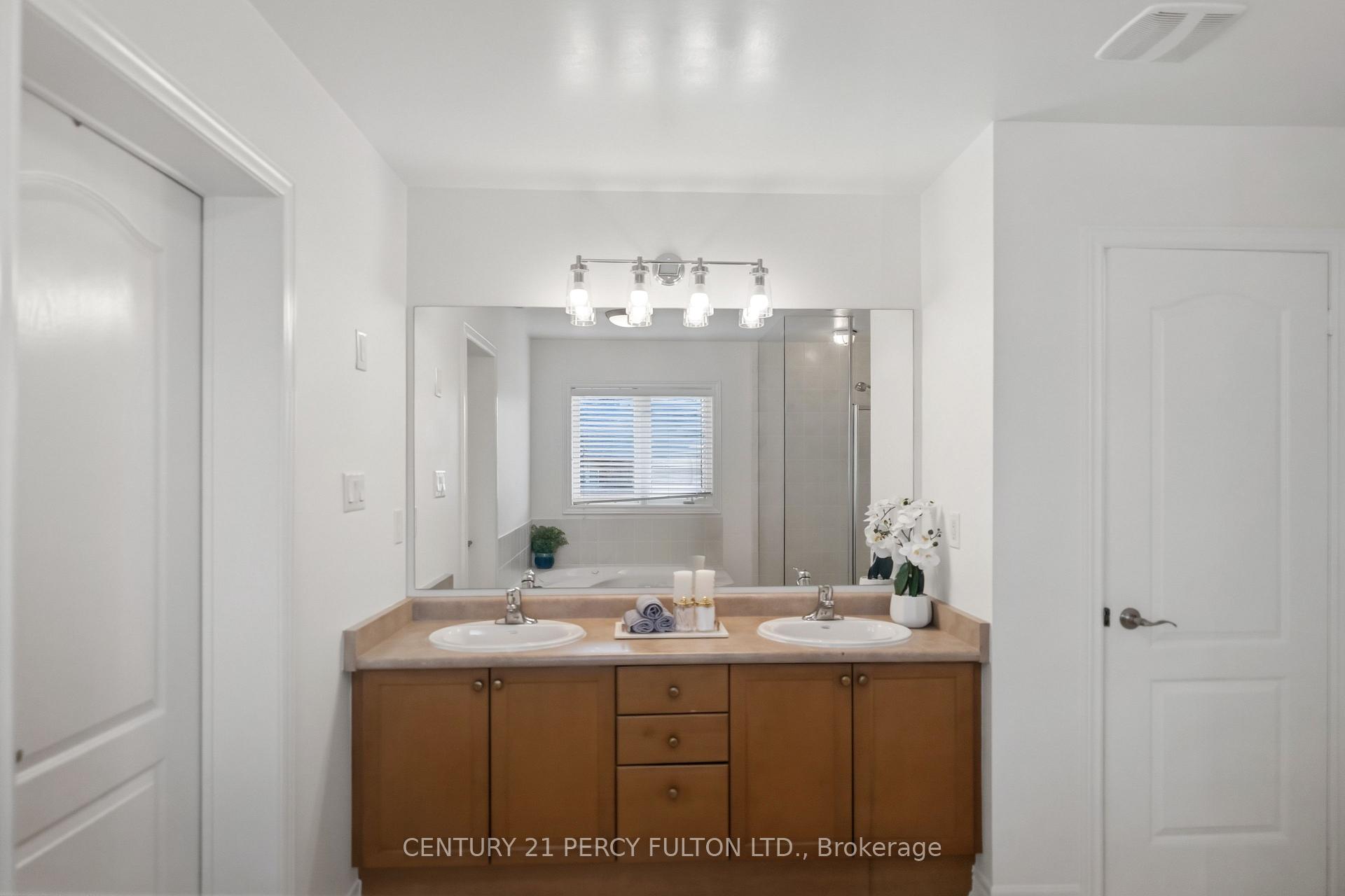 Photo 20 of 77 Appleview Road, Markham, Greensborough — HOMEH