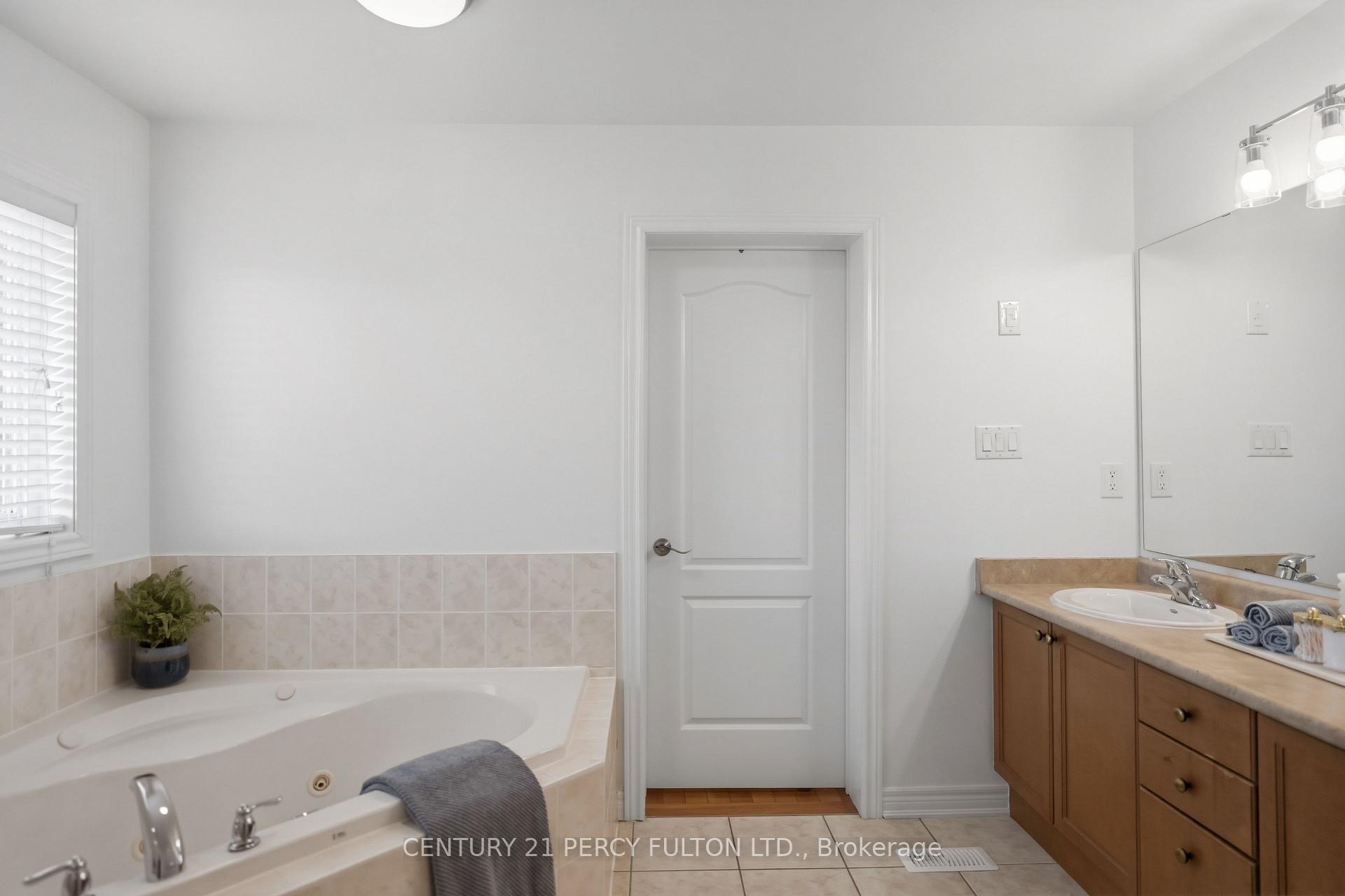 Photo 49 of 77 Appleview Road, Markham, Greensborough — HOMEH