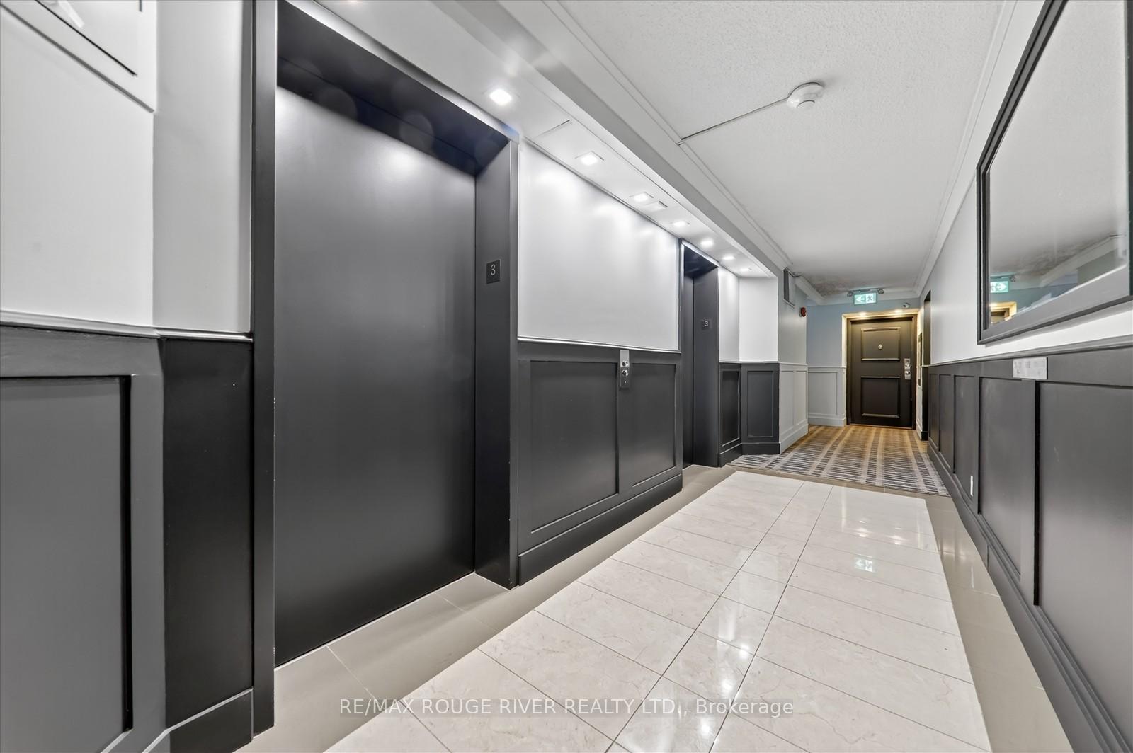 Photo 8 of Unit 309, 8 Silver Bell Grove, Etobicoke, West Humber-Clairville — HOMEH