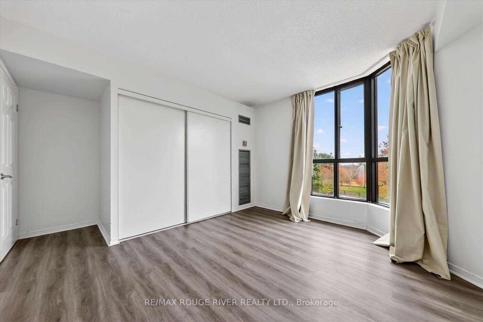 Photo 23 of Unit 309, 8 Silver Bell Grove, Etobicoke, West Humber-Clairville — HOMEH