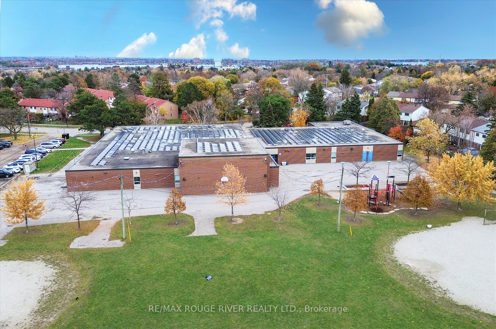 Photo 30 of Unit 309, 8 Silver Bell Grove, Etobicoke, West Humber-Clairville — HOMEH