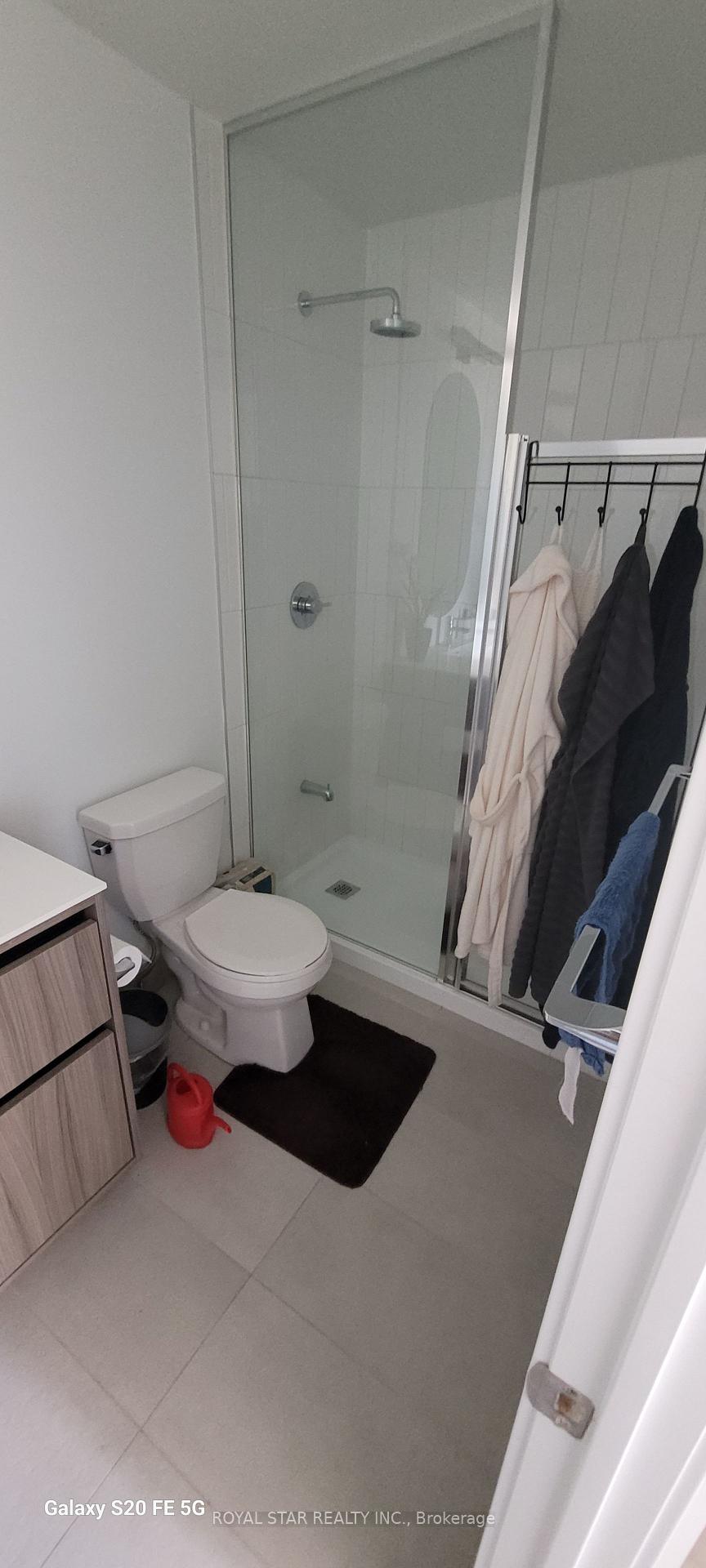 Photo 9 of Unit 901, 8 Beverley Glen Boulevard, Vaughan, Beverley Glen — HOMEH