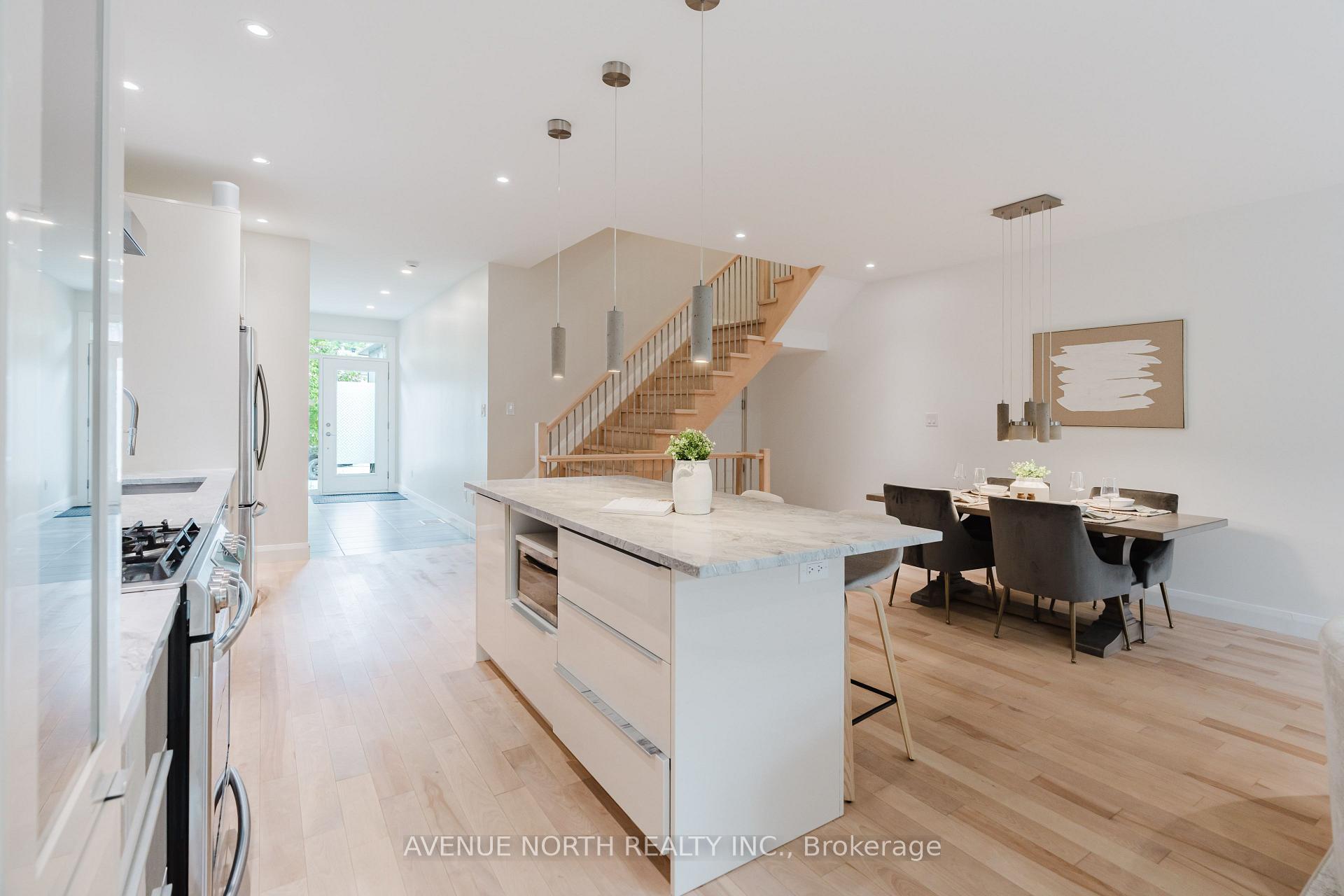 Photo 13 of 121 King George Street, Ottawa, Overbrook/Castle Heights — HOMEH