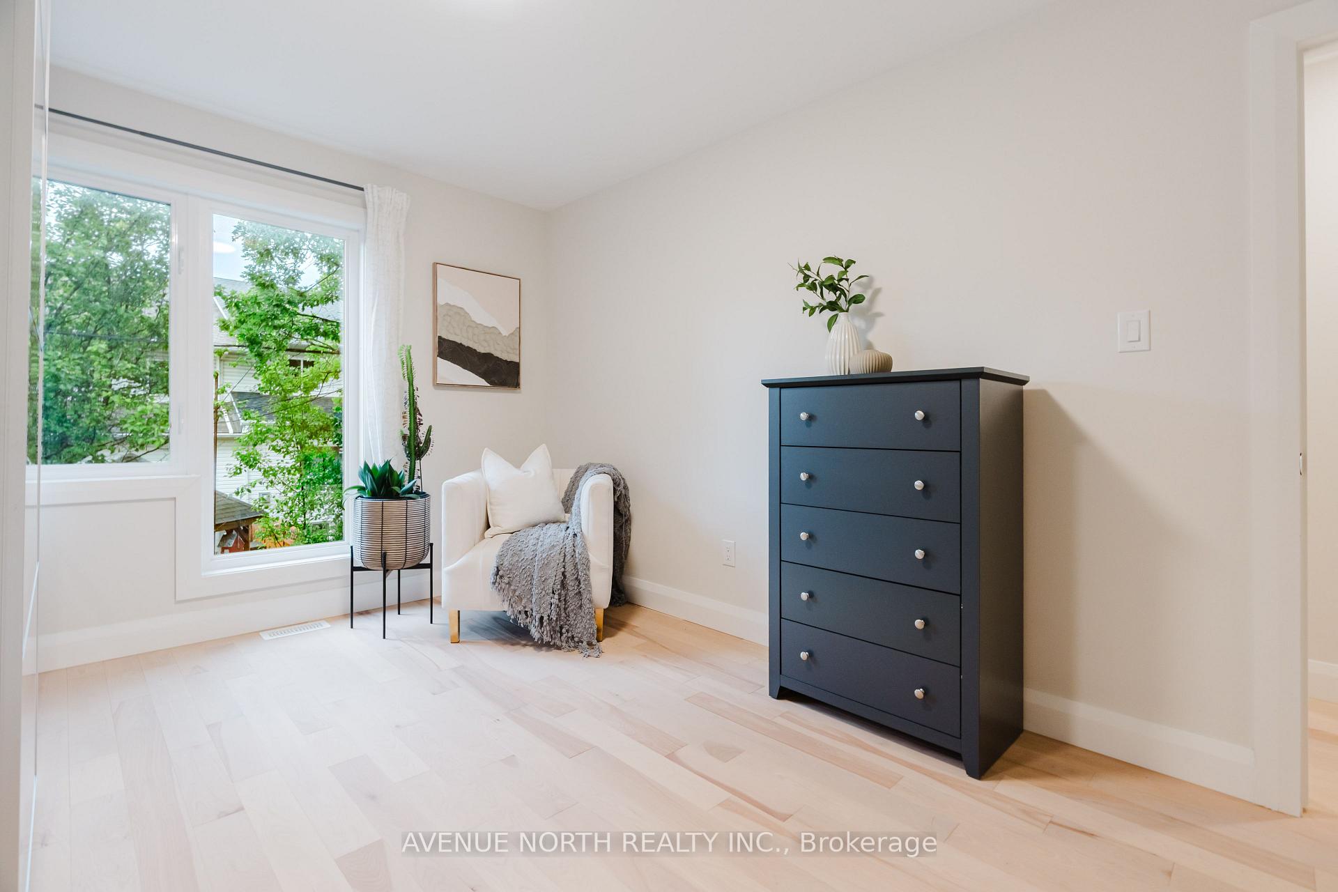 Photo 32 of 121 King George Street, Ottawa, Overbrook/Castle Heights — HOMEH