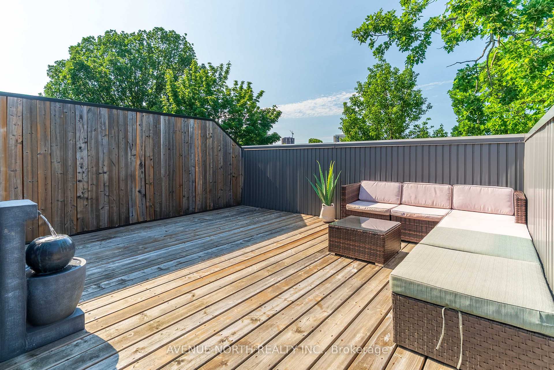 Photo 43 of 121 King George Street, Ottawa, Overbrook/Castle Heights — HOMEH
