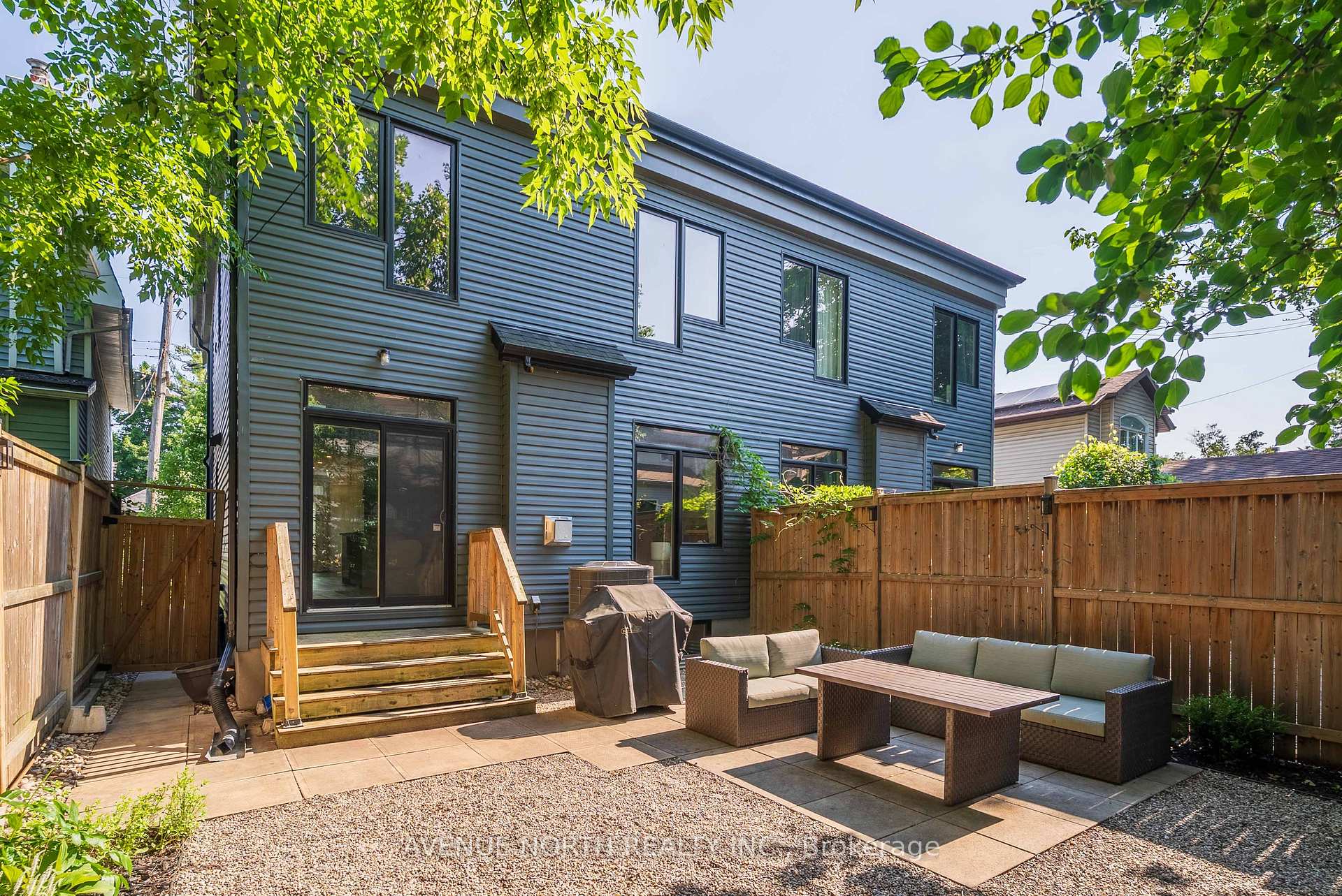 Photo 48 of 121 King George Street, Ottawa, Overbrook/Castle Heights — HOMEH