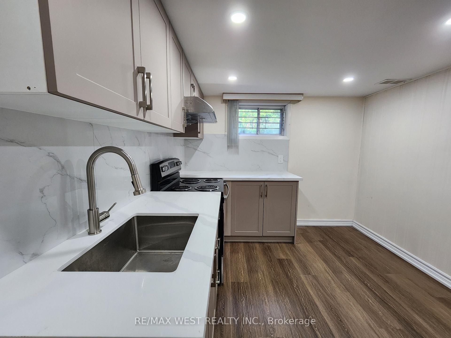 Photo 3 of Unit Bsmt, 105 Crocus Drive, Scarborough, Wexford-Maryvale — HOMEH