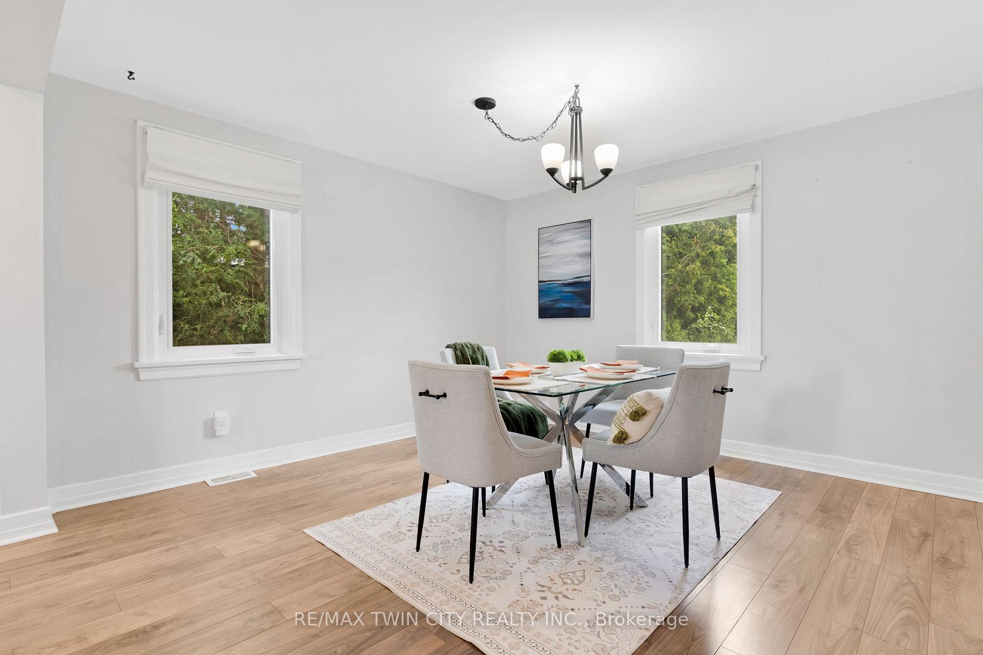 Photo 11 of 799 Rockway Drive, Kitchener, Eastwood — HOMEH