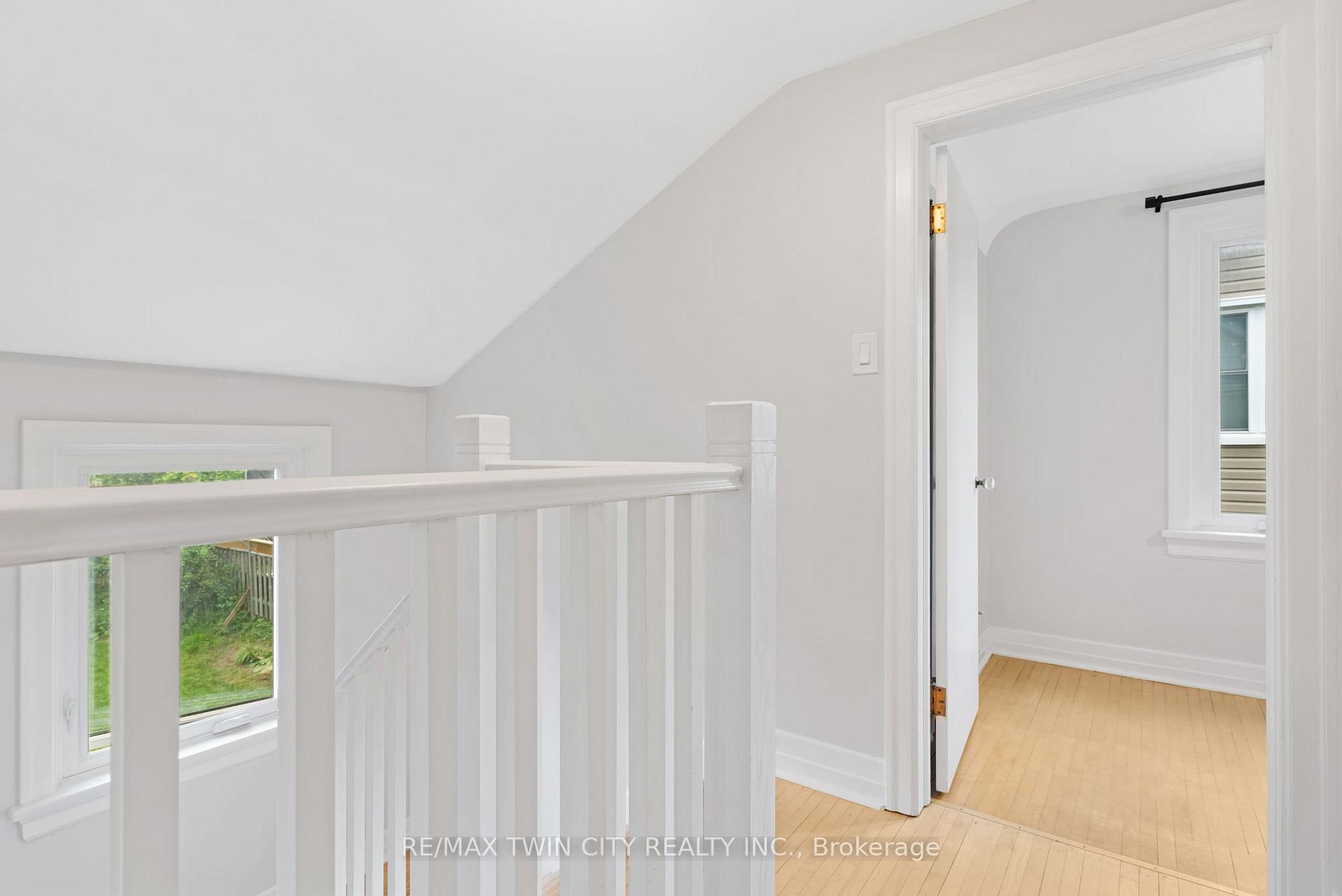Photo 26 of 799 Rockway Drive, Kitchener, Eastwood — HOMEH