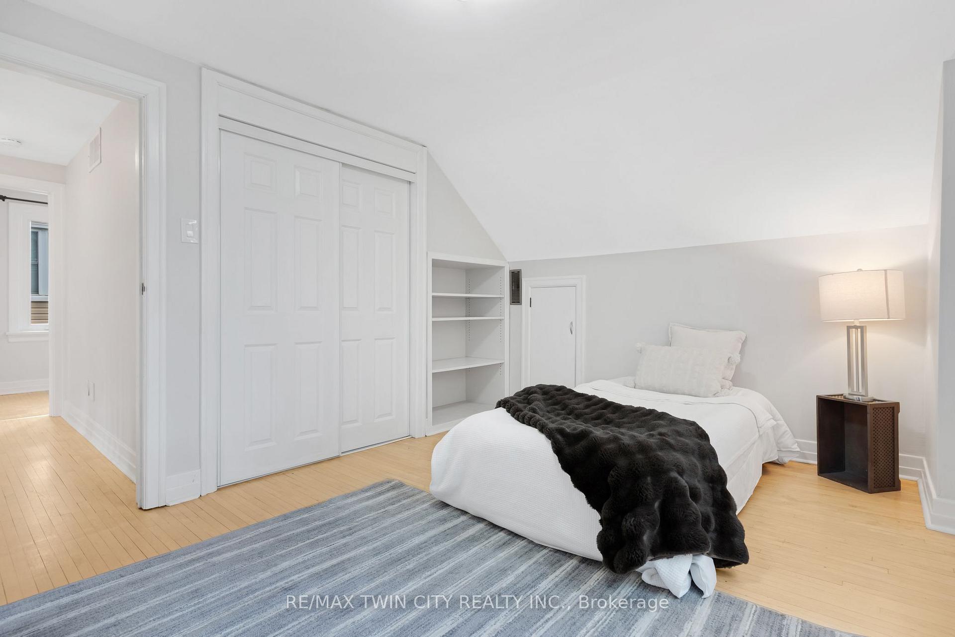 Photo 32 of 799 Rockway Drive, Kitchener, Eastwood — HOMEH