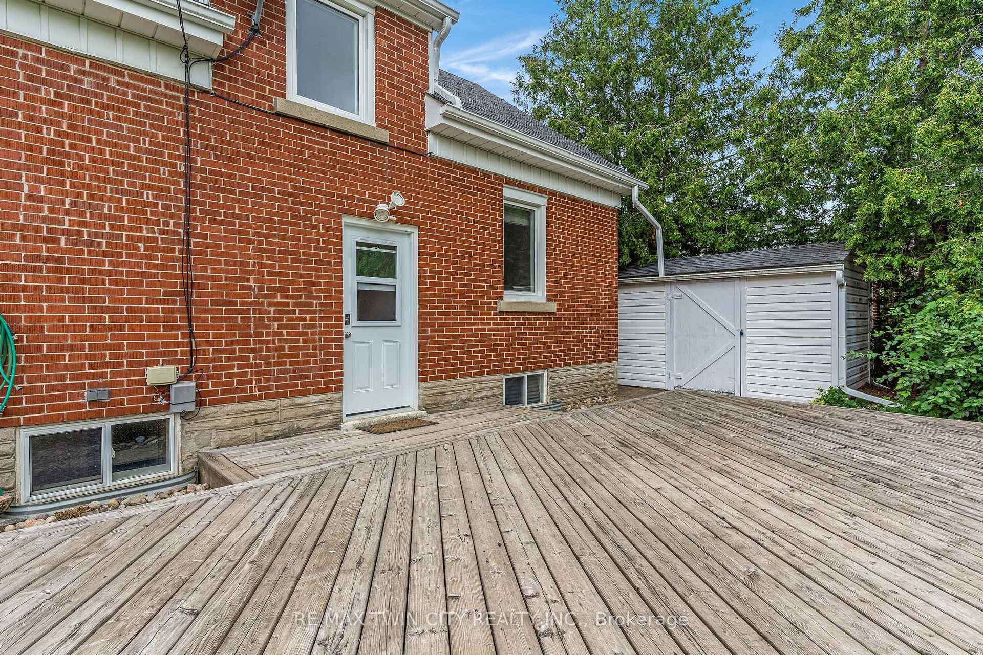 Photo 42 of 799 Rockway Drive, Kitchener, Eastwood — HOMEH