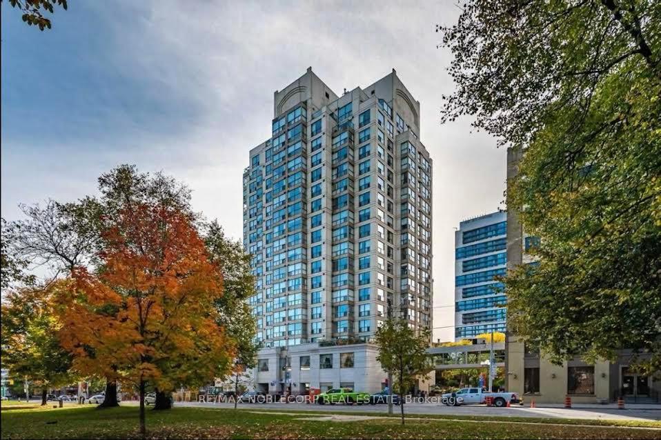 Front of Unit 307, 298 Jarvis Street