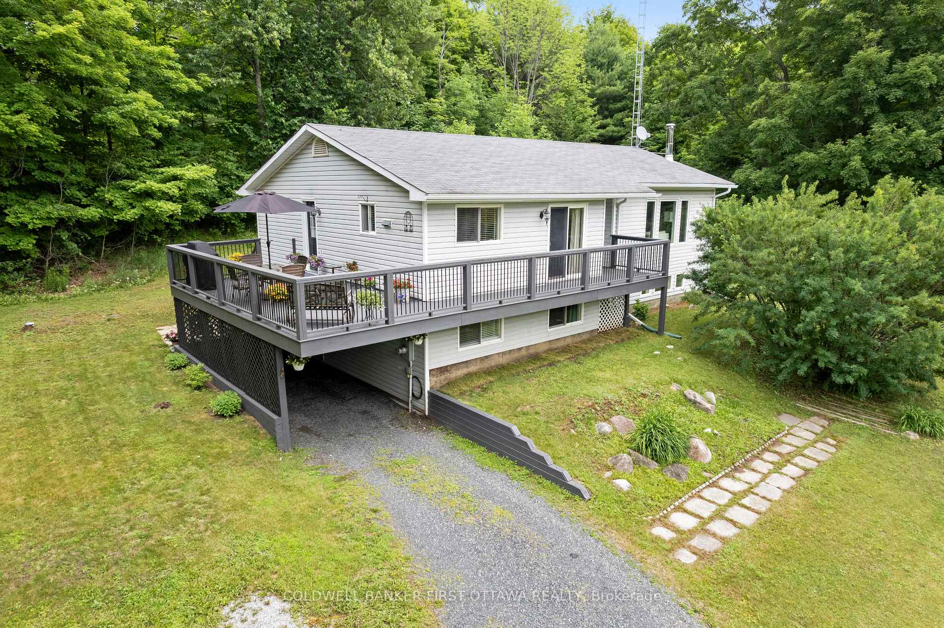 Photo 3 of 3800 Wolf Grove Road, Lanark Highlands, Lanark Highlands (Lanark) Twp — HOMEH