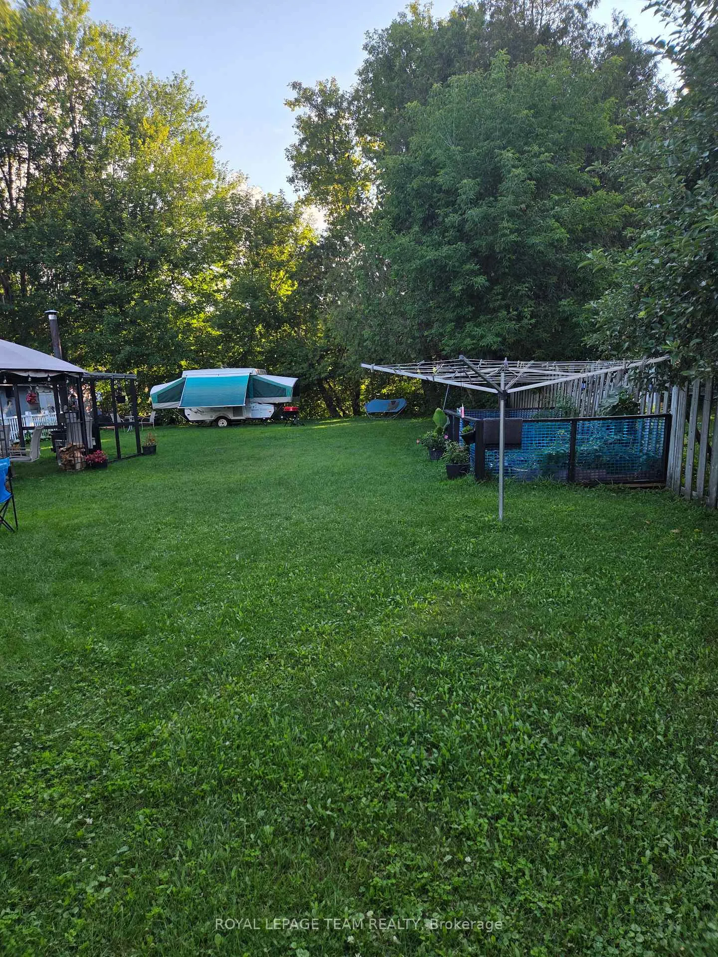 Photo 6 of 2540 Mer Bleue Road, Ottawa, Mer Bleue/Bradley Estates/Anderson Park — HOMEH
