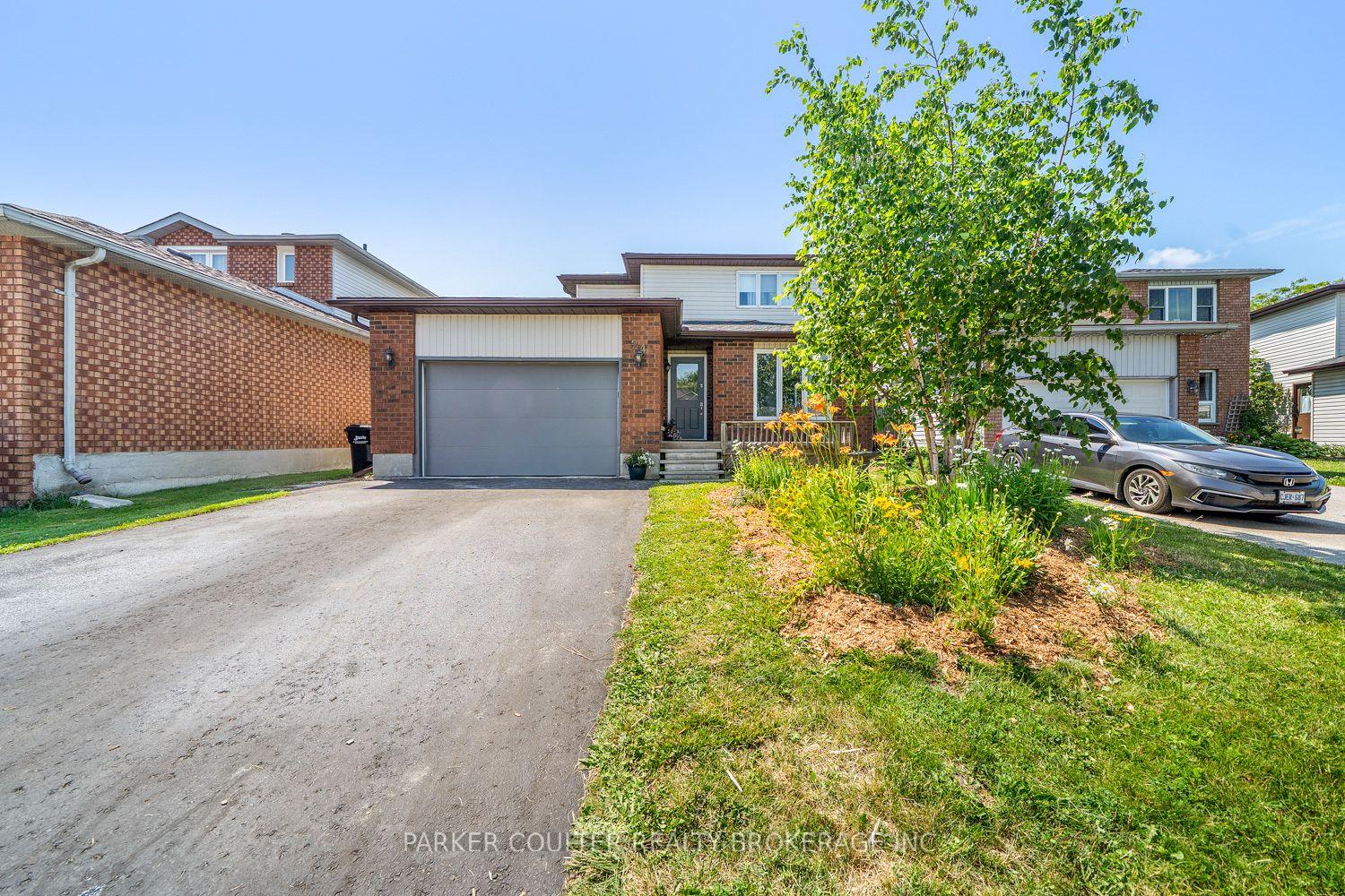 Photo 3 of 24 Hopkins Road, Barrie, Grove East — HOMEH