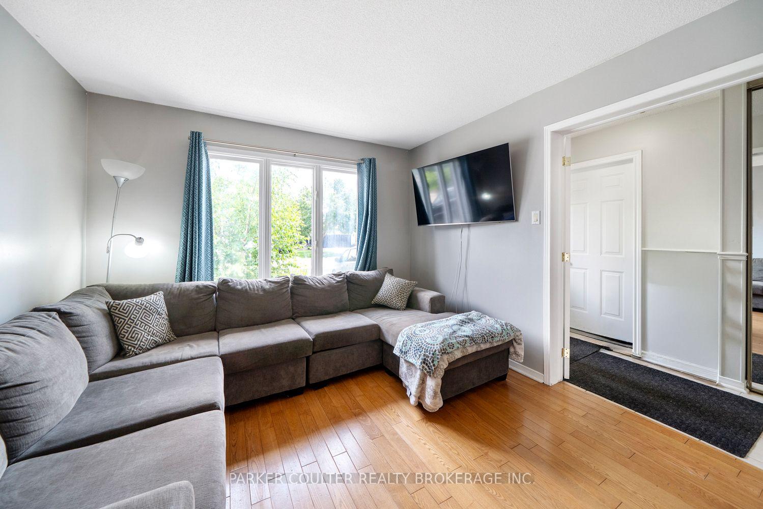 Photo 8 of 24 Hopkins Road, Barrie, Grove East — HOMEH