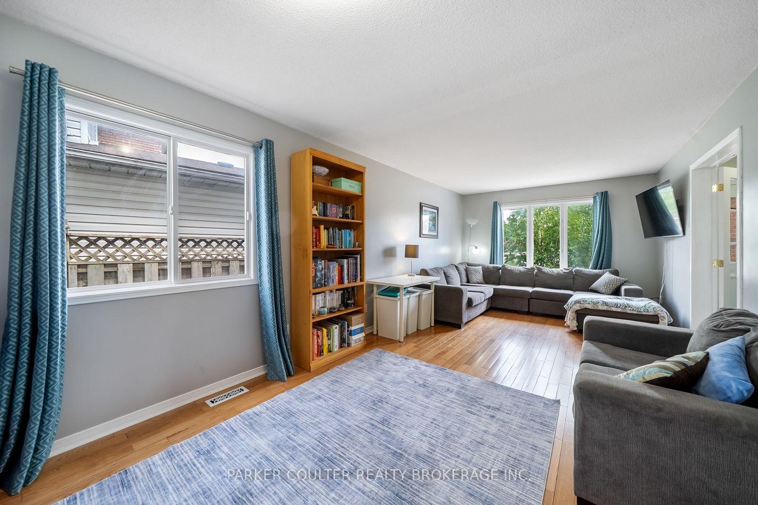 Photo 11 of 24 Hopkins Road, Barrie, Grove East — HOMEH