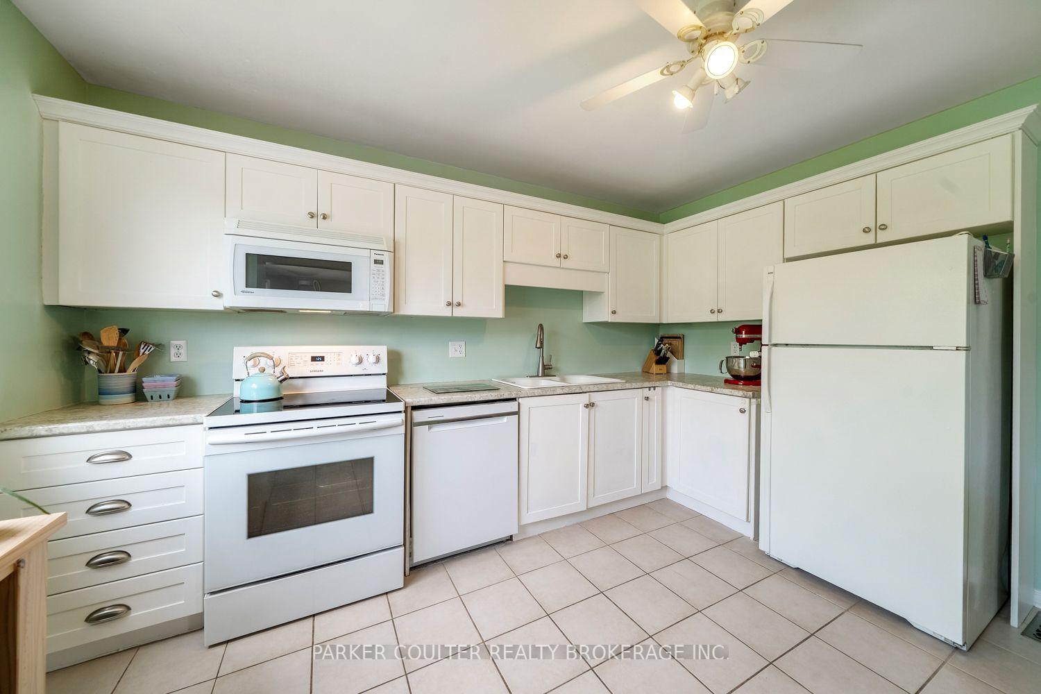Photo 12 of 24 Hopkins Road, Barrie, Grove East — HOMEH