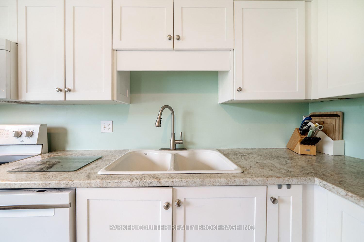 Photo 15 of 24 Hopkins Road, Barrie, Grove East — HOMEH
