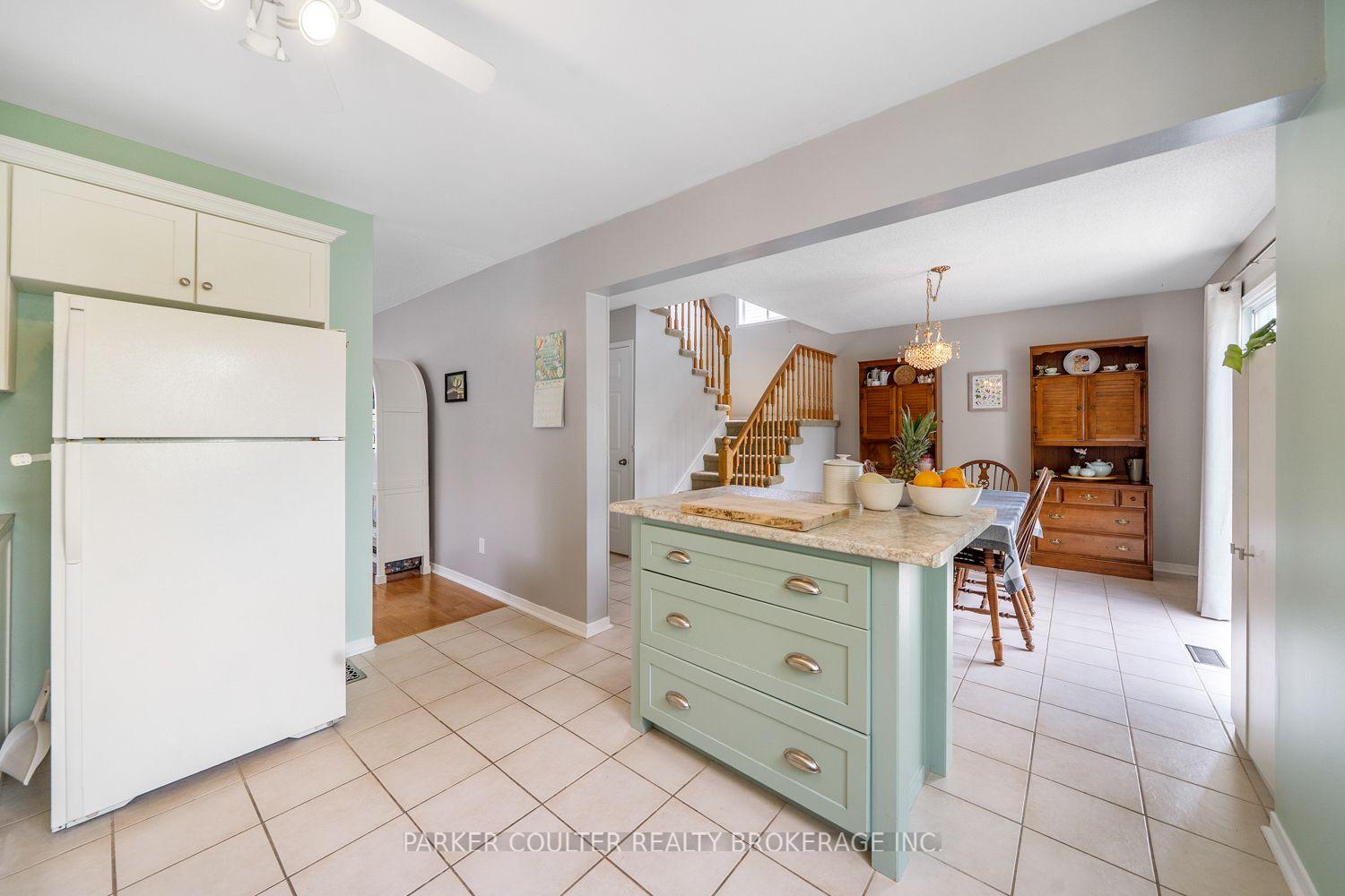 Photo 17 of 24 Hopkins Road, Barrie, Grove East — HOMEH