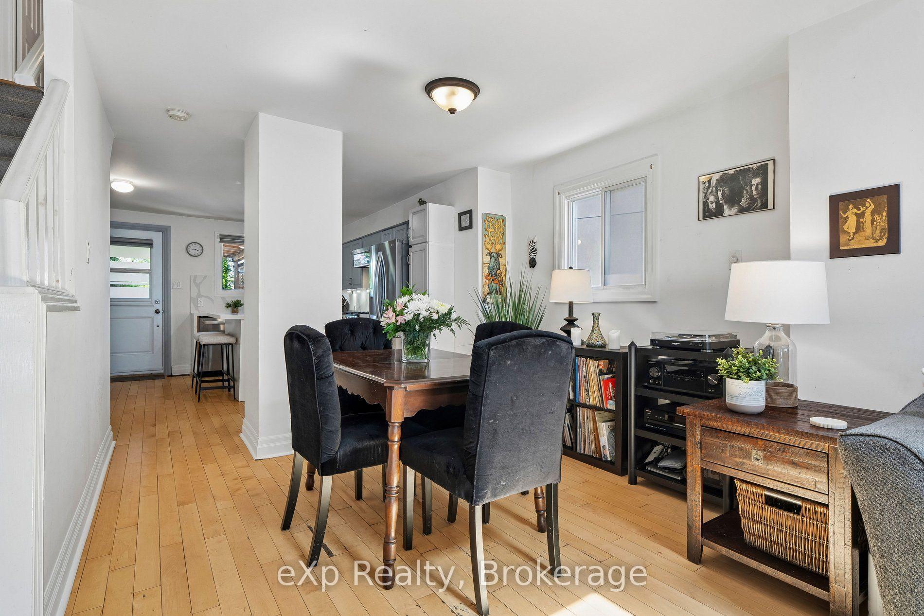 Photo 14 of 313 Bartlett Avenue N, Toronto, Dovercourt-Wallace Emerson-Junction — HOMEH
