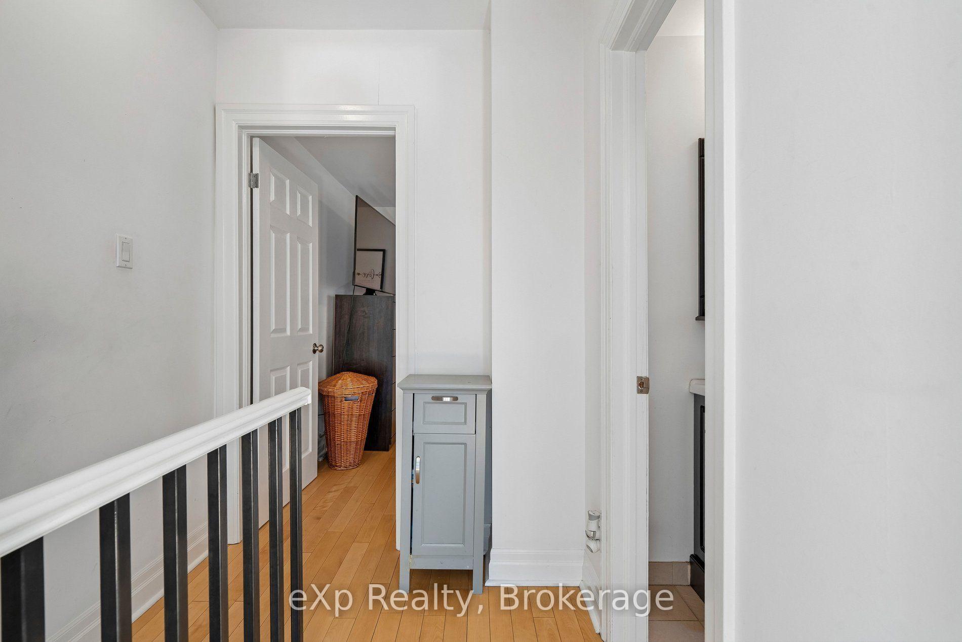 Photo 25 of 313 Bartlett Avenue N, Toronto, Dovercourt-Wallace Emerson-Junction — HOMEH
