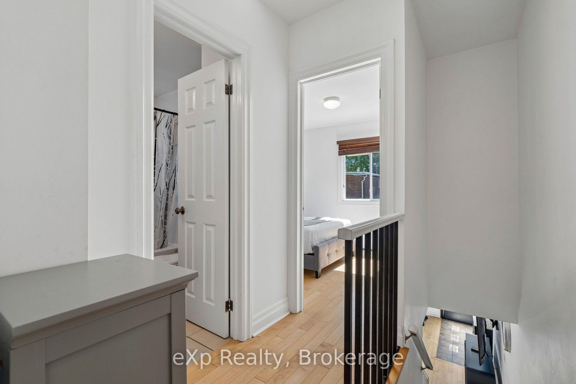 Photo 26 of 313 Bartlett Avenue N, Toronto, Dovercourt-Wallace Emerson-Junction — HOMEH