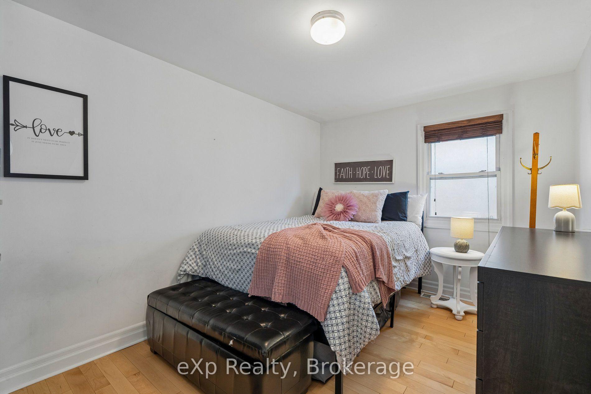 Photo 27 of 313 Bartlett Avenue N, Toronto, Dovercourt-Wallace Emerson-Junction — HOMEH